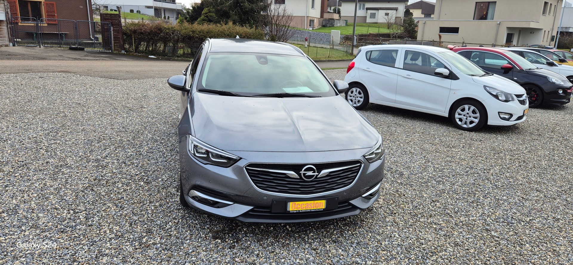 OPEL Insignia 2.0 CDTI Sports Tourer Excellence Automatic-image-2