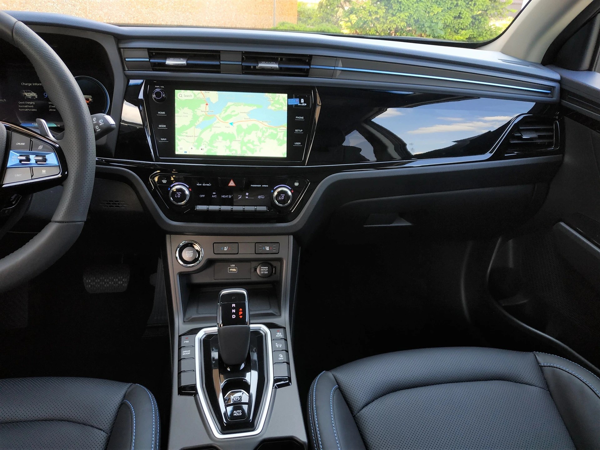 KGM-SsangYong Korando eMotion Titanium Plus-image-11