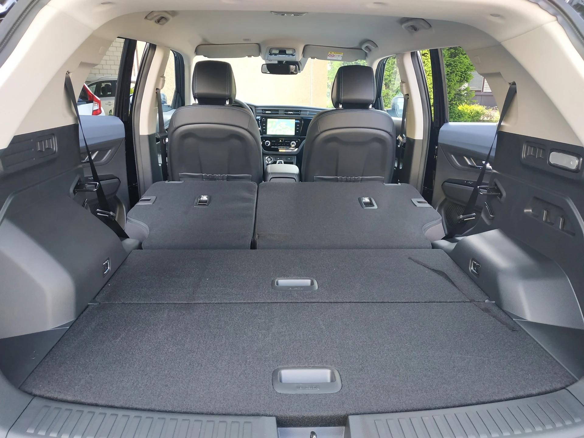 KGM-SsangYong Korando eMotion Titanium Plus-image-19