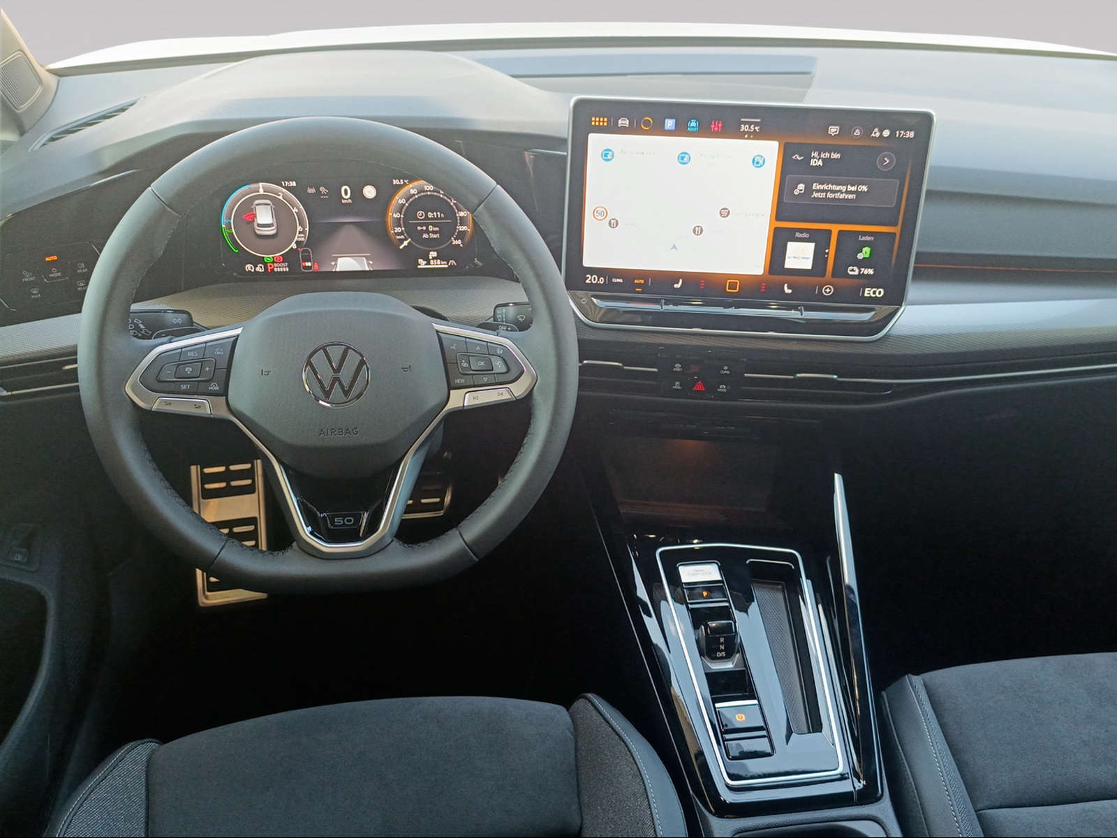 VW Golf 1.5 TSI PHEV Edition 50-image-8