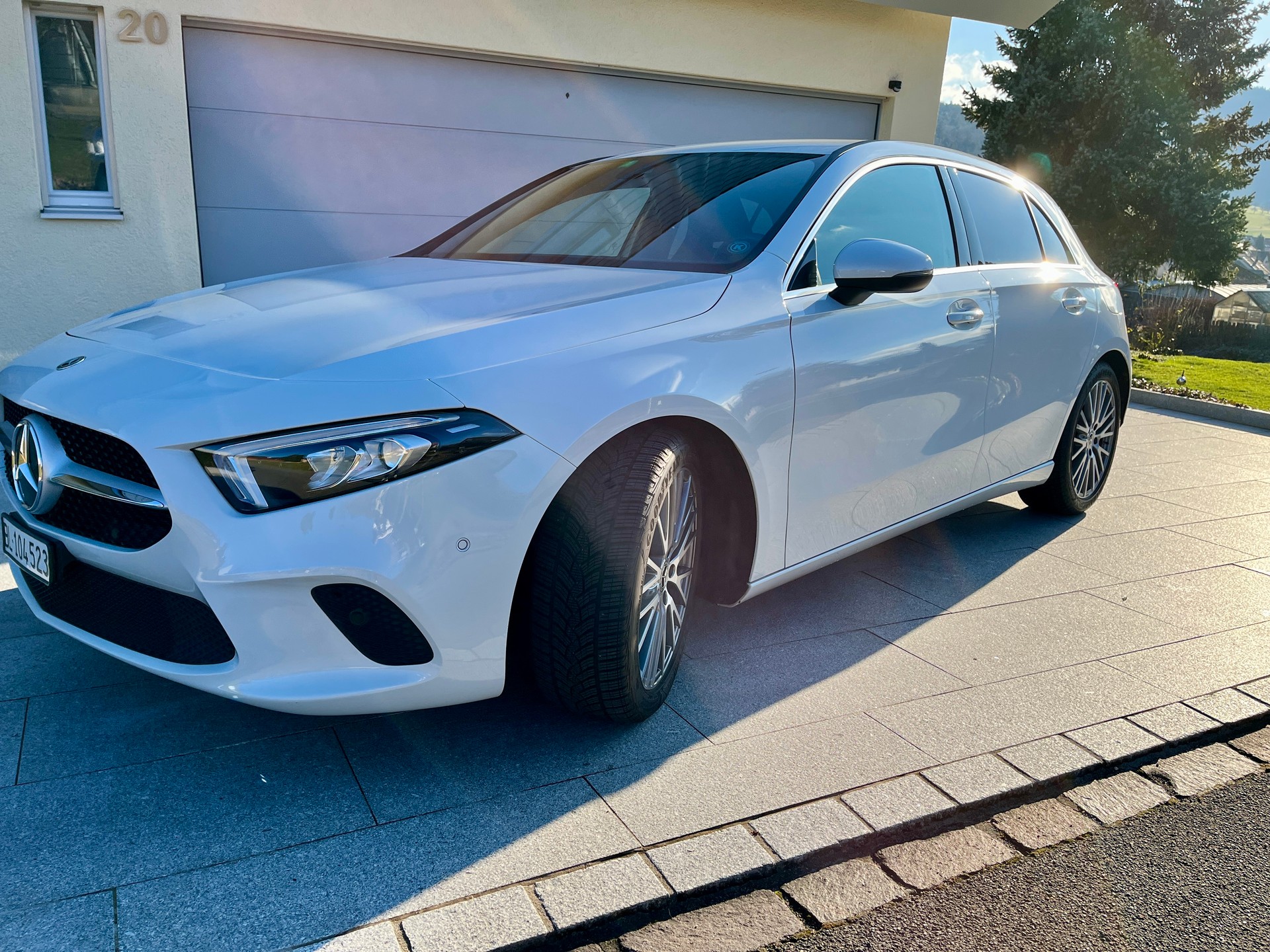 MERCEDES-BENZ A 180 Progressive 7G-DCT-image-7
