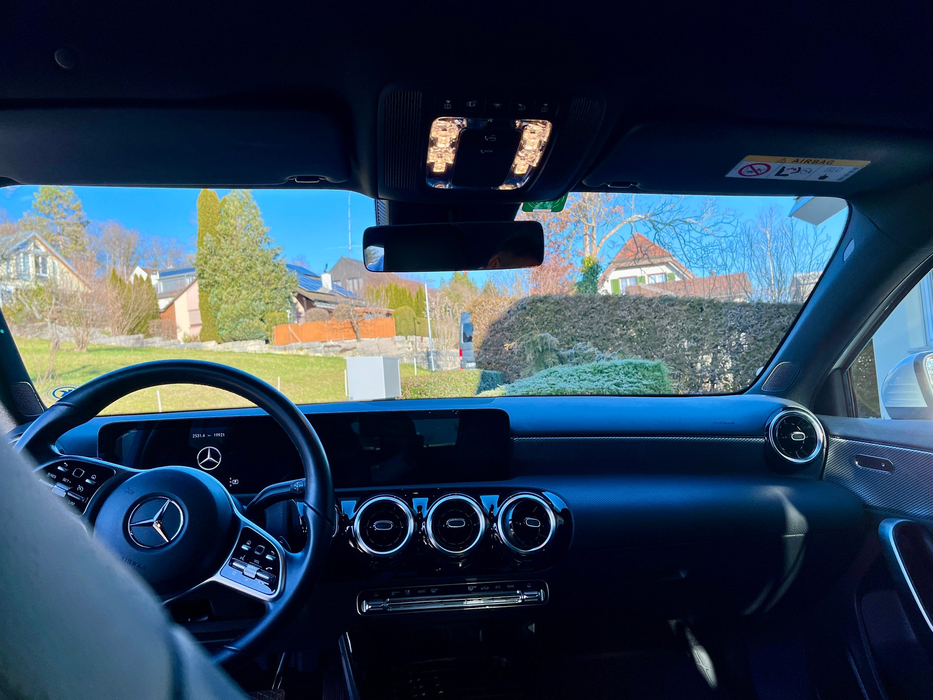 MERCEDES-BENZ A 180 Progressive 7G-DCT-image-22