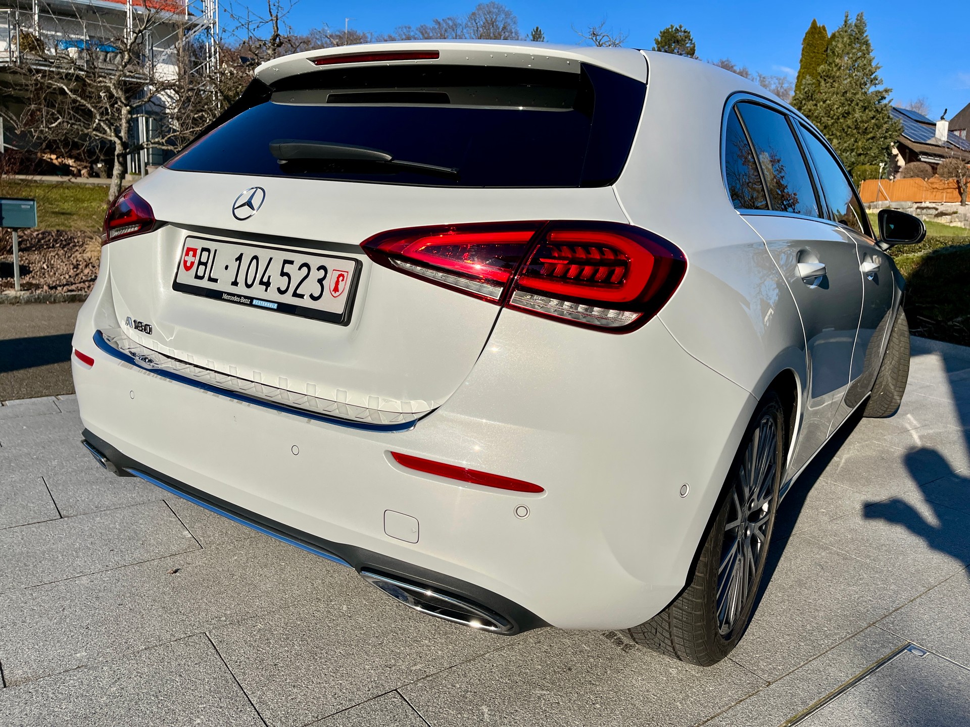 MERCEDES-BENZ A 180 Progressive 7G-DCT-image-15