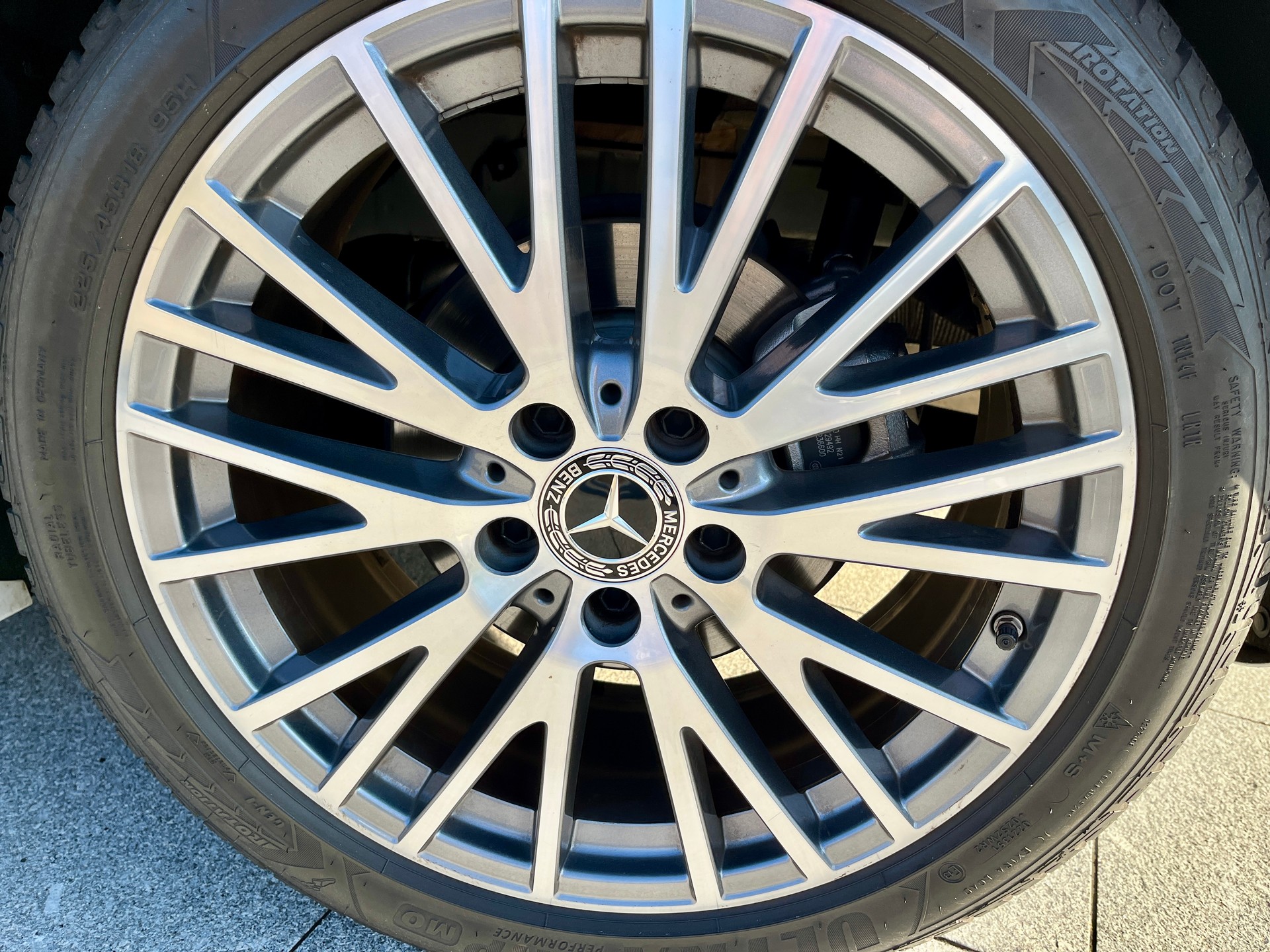 MERCEDES-BENZ A 180 Progressive 7G-DCT-image-3