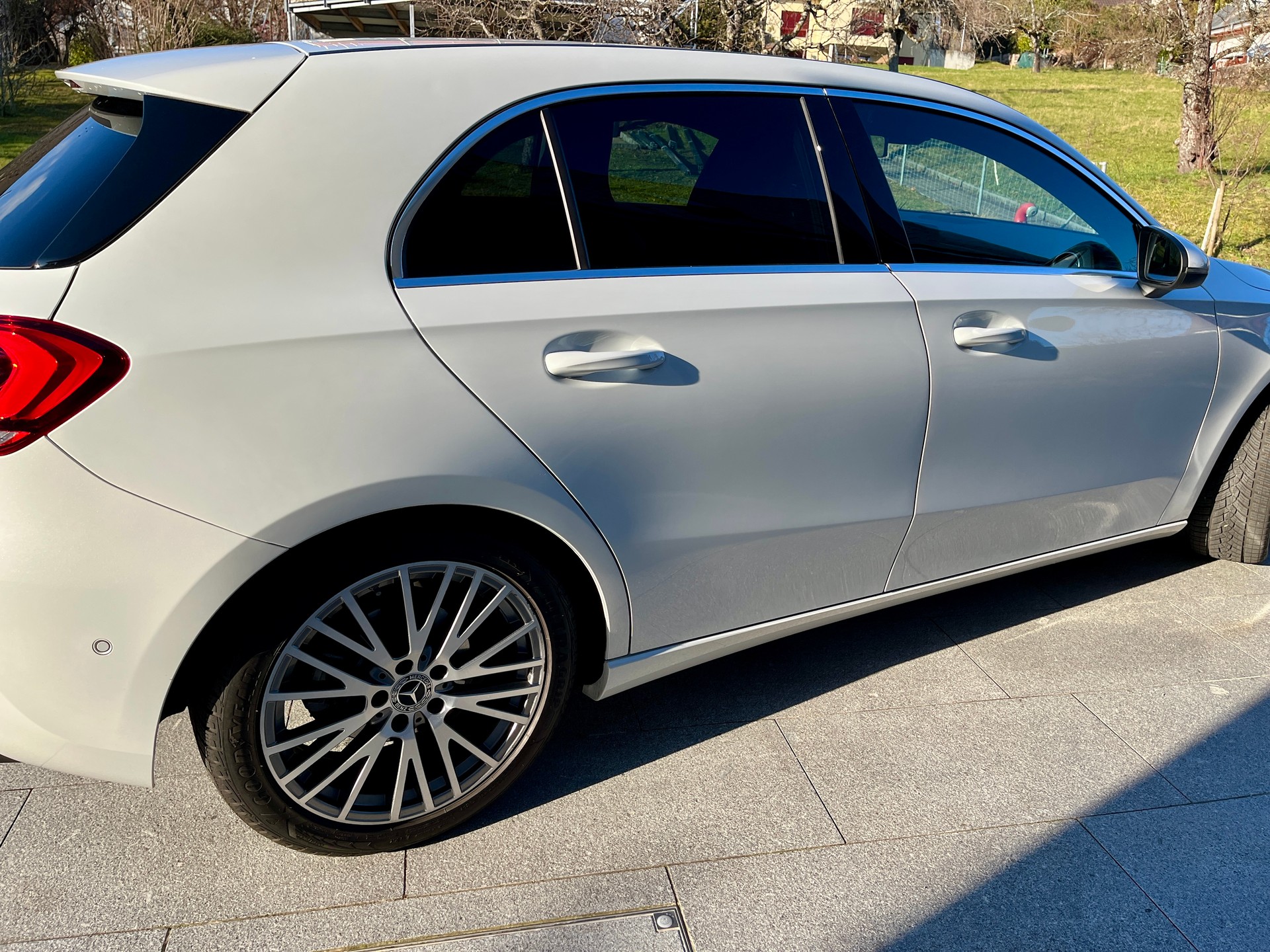 MERCEDES-BENZ A 180 Progressive 7G-DCT-image-13