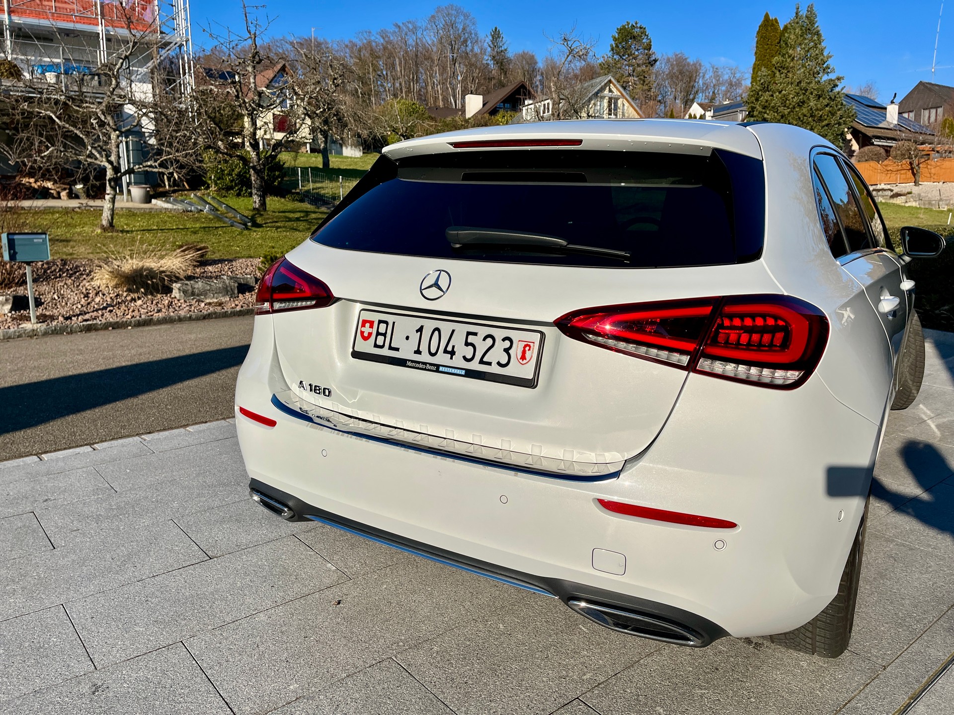 MERCEDES-BENZ A 180 Progressive 7G-DCT-image-17