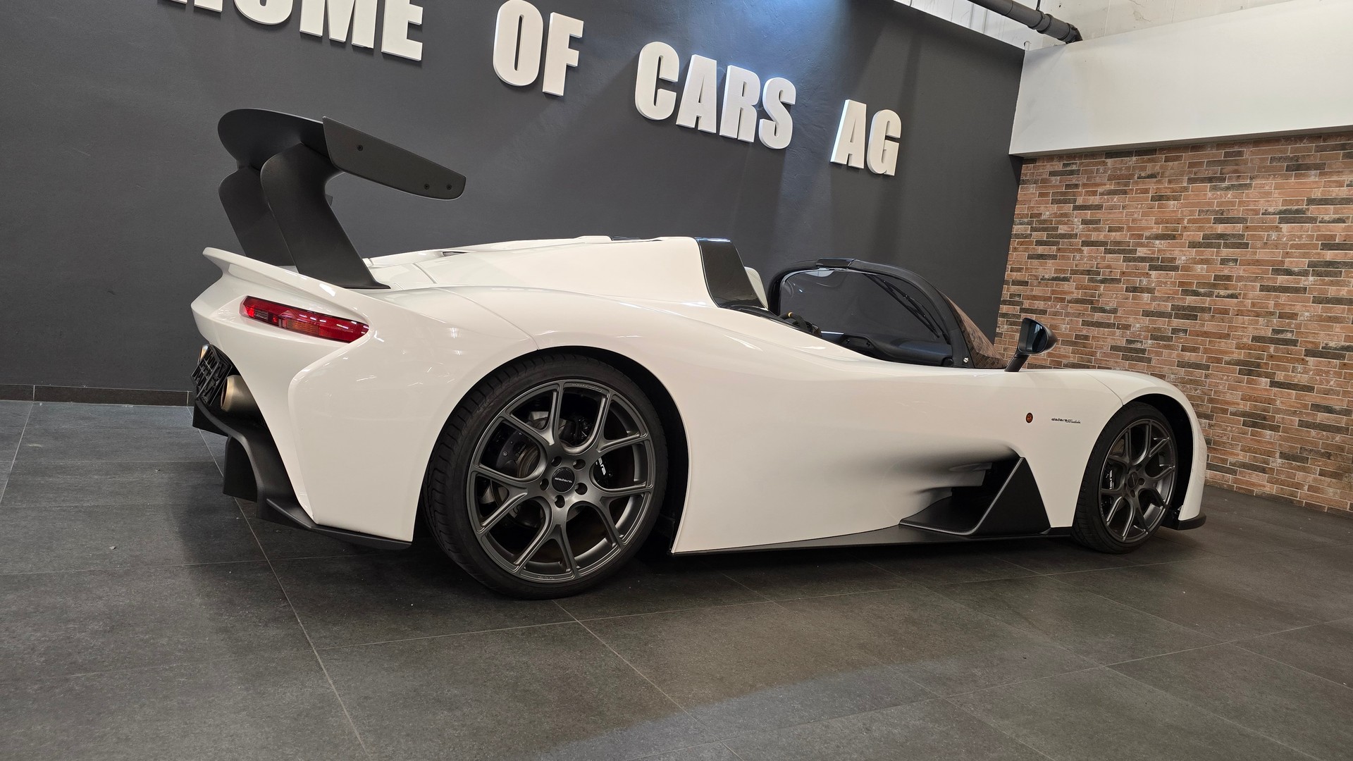 DALLARA Stradale Signature Edition Nr. 097-image-14