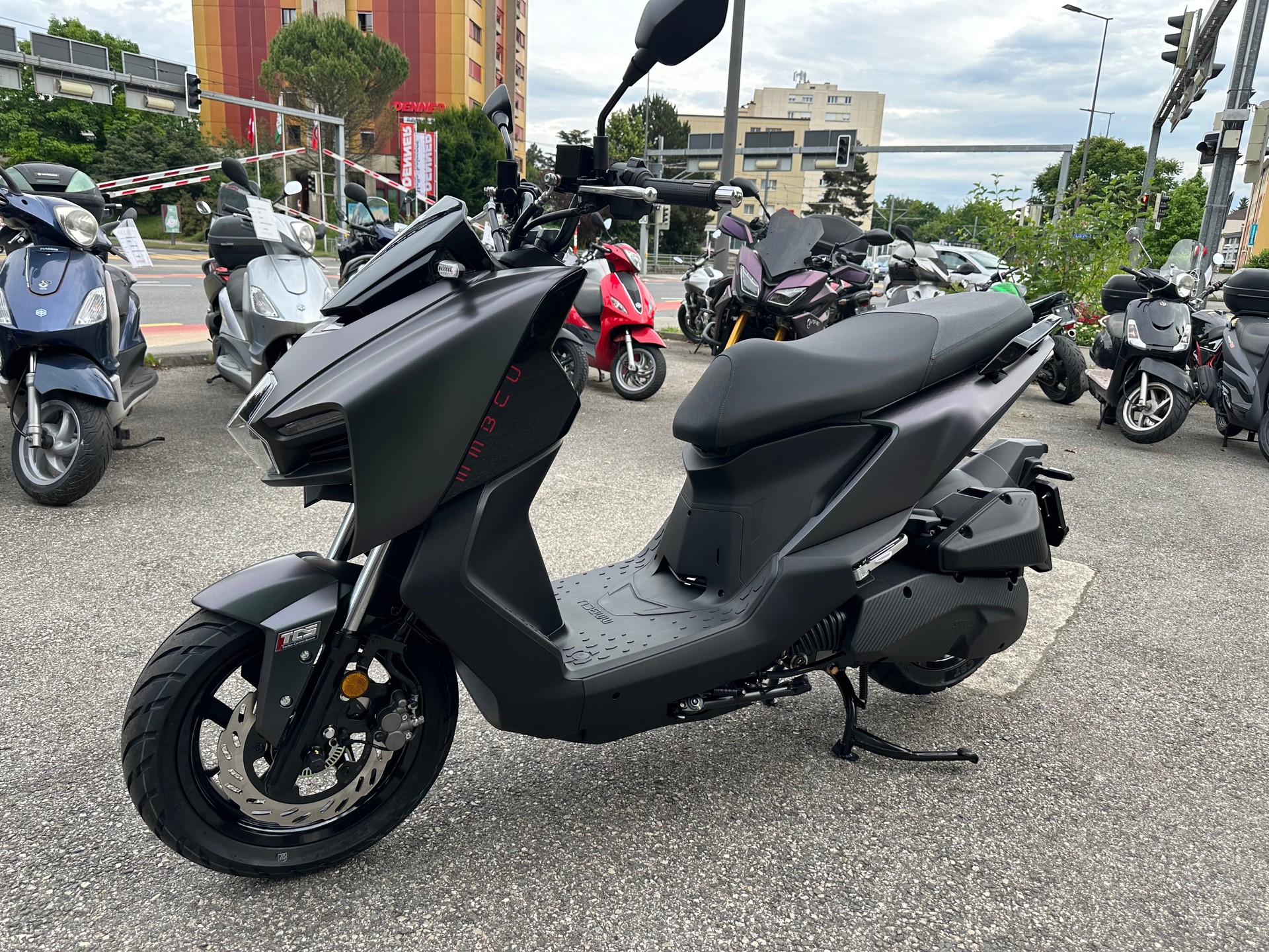 SYM MaxSym-image-1