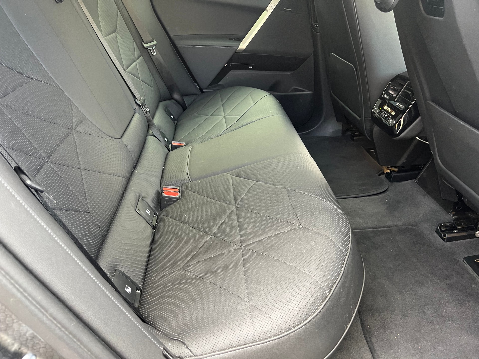 BMW iX xDrive50-image-14