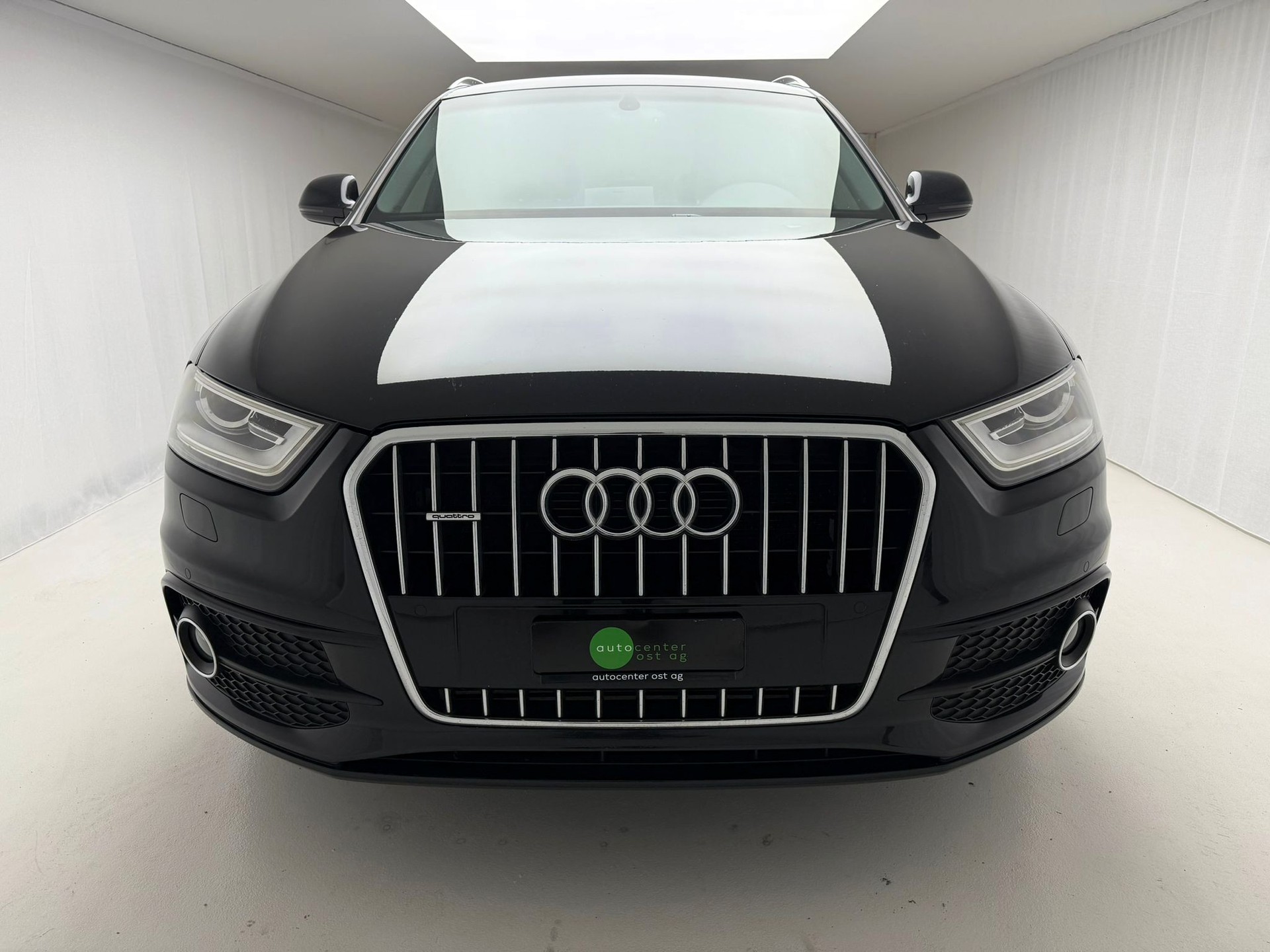 AUDI Q3 2.0 TDI quattro S-tronic-image-6