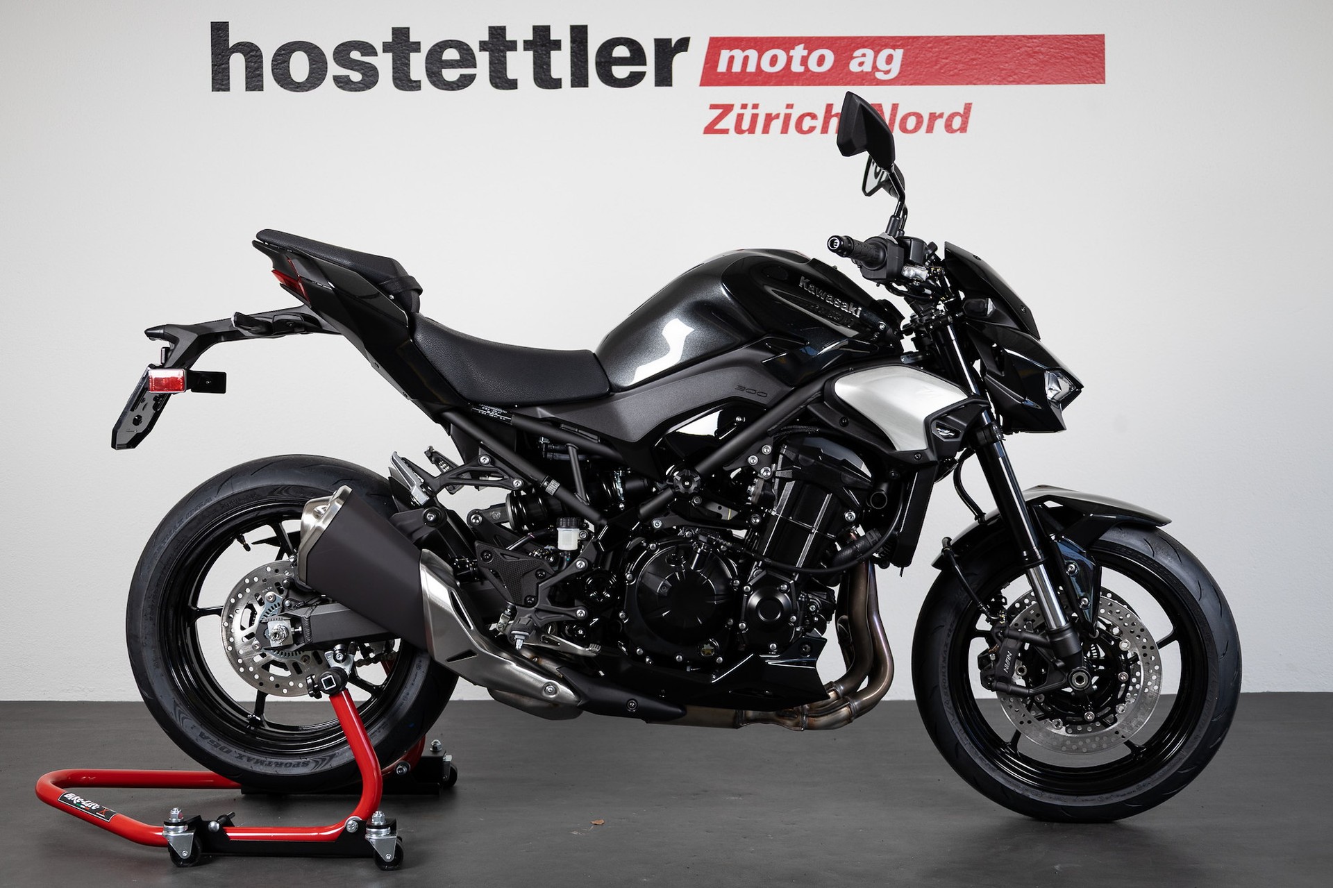 KAWASAKI Z900-image-1