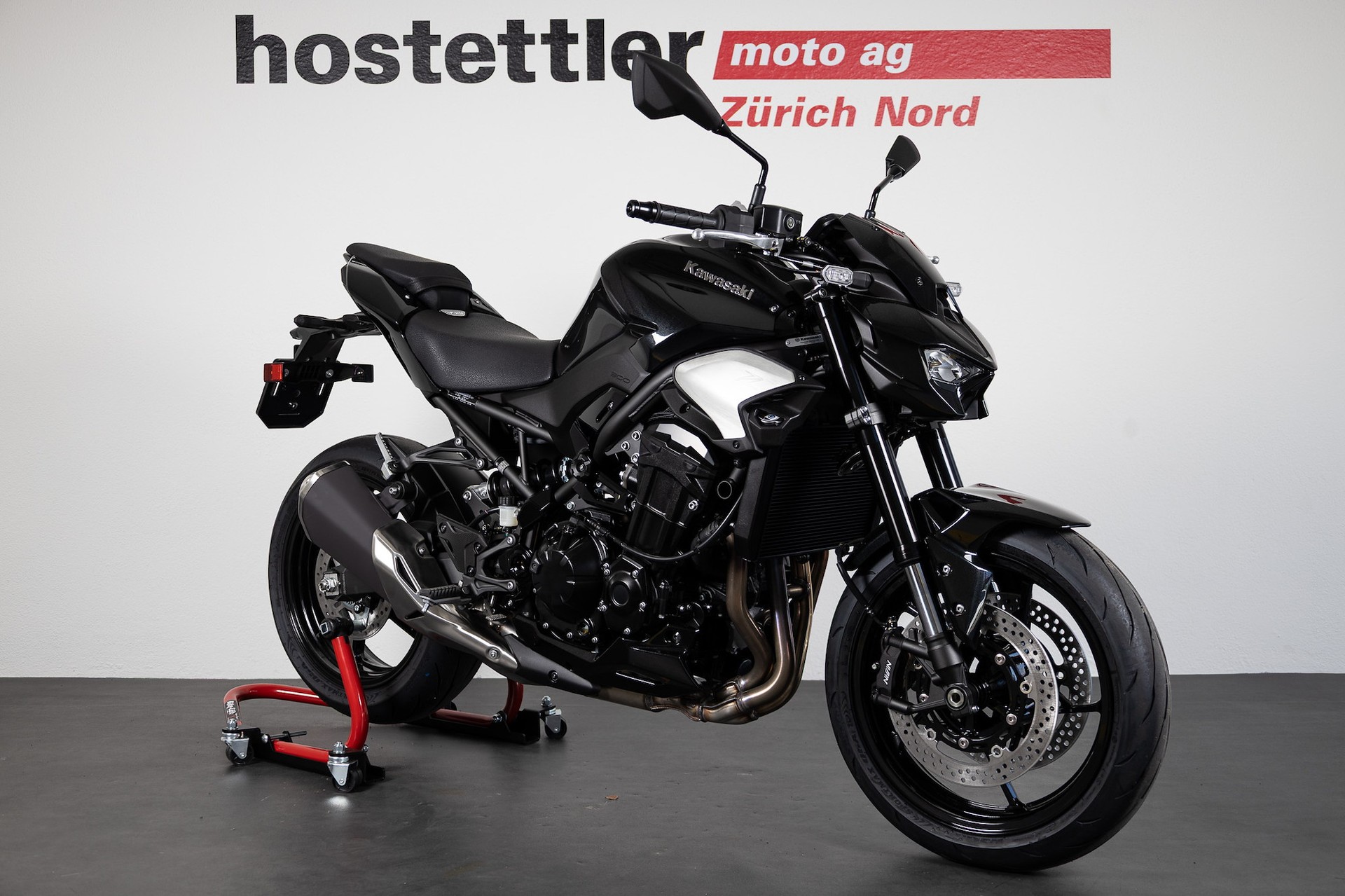 KAWASAKI Z900-image-0