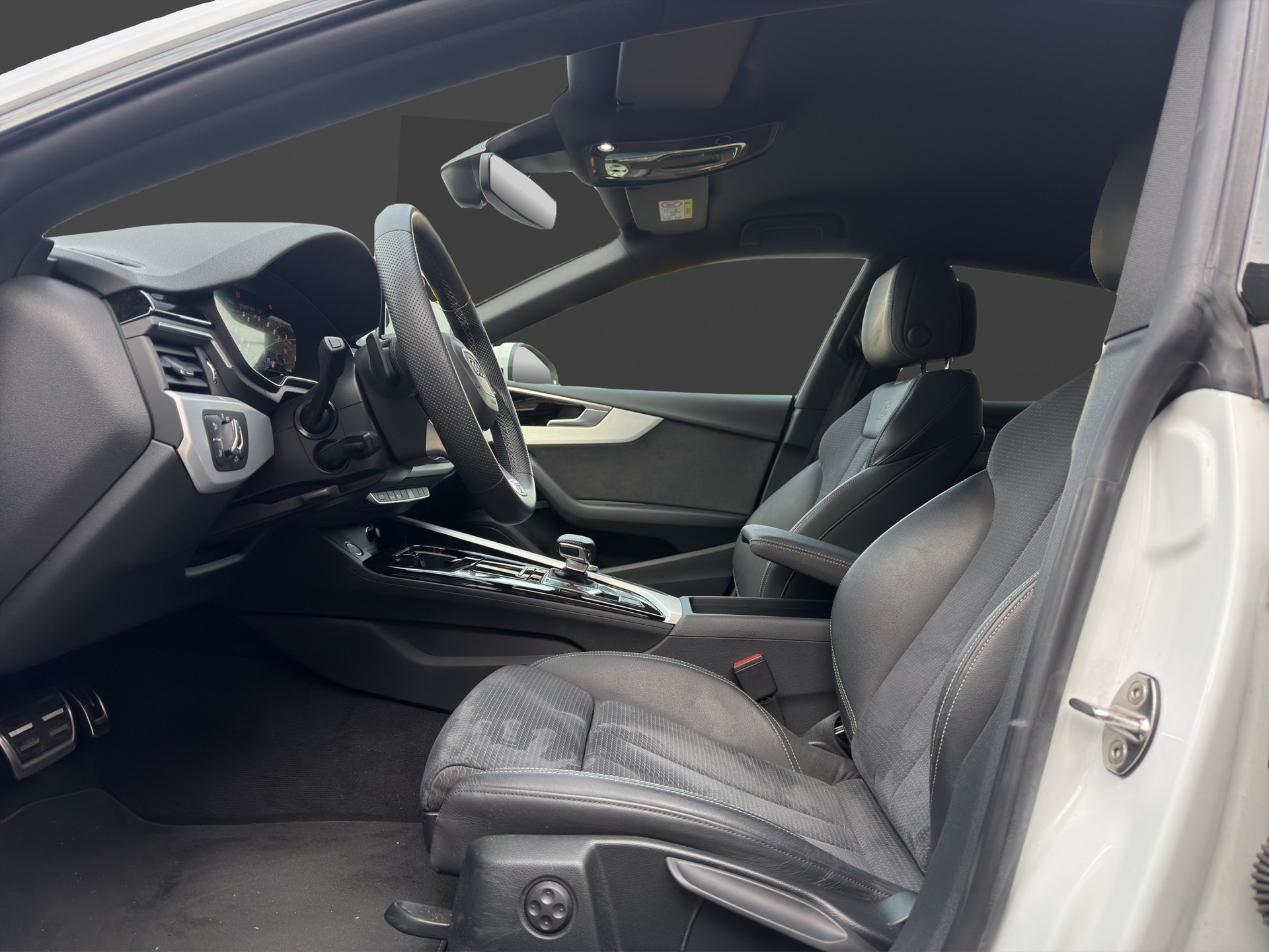 AUDI A5 Sportback 40 TDI S-Line Attraction quattro S-tronic-image-11