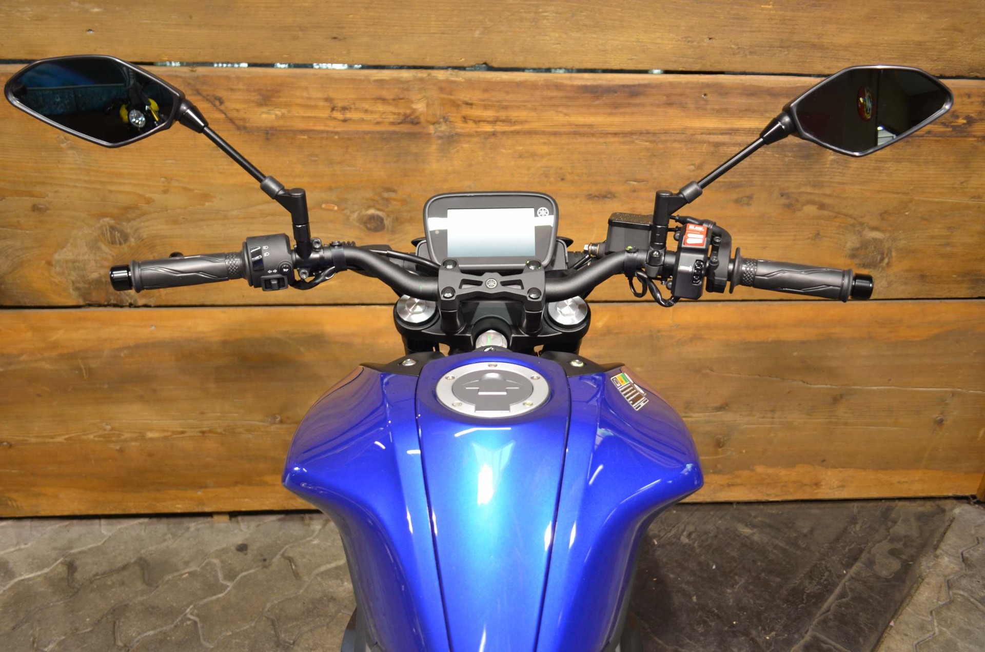 YAMAHA MT-125 ABS-image-2