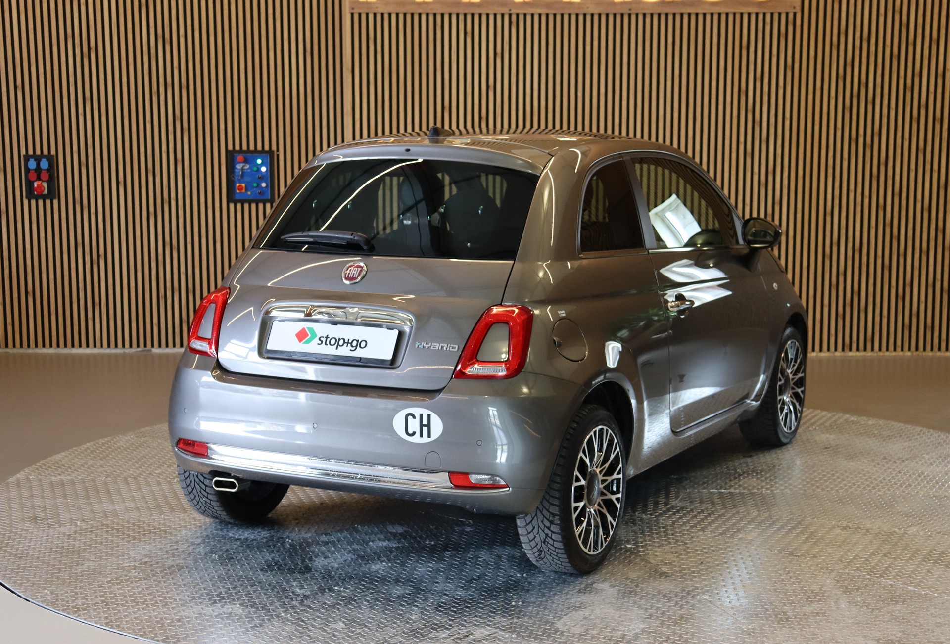 FIAT 500 1.0 Hybrid Lounge-image-4