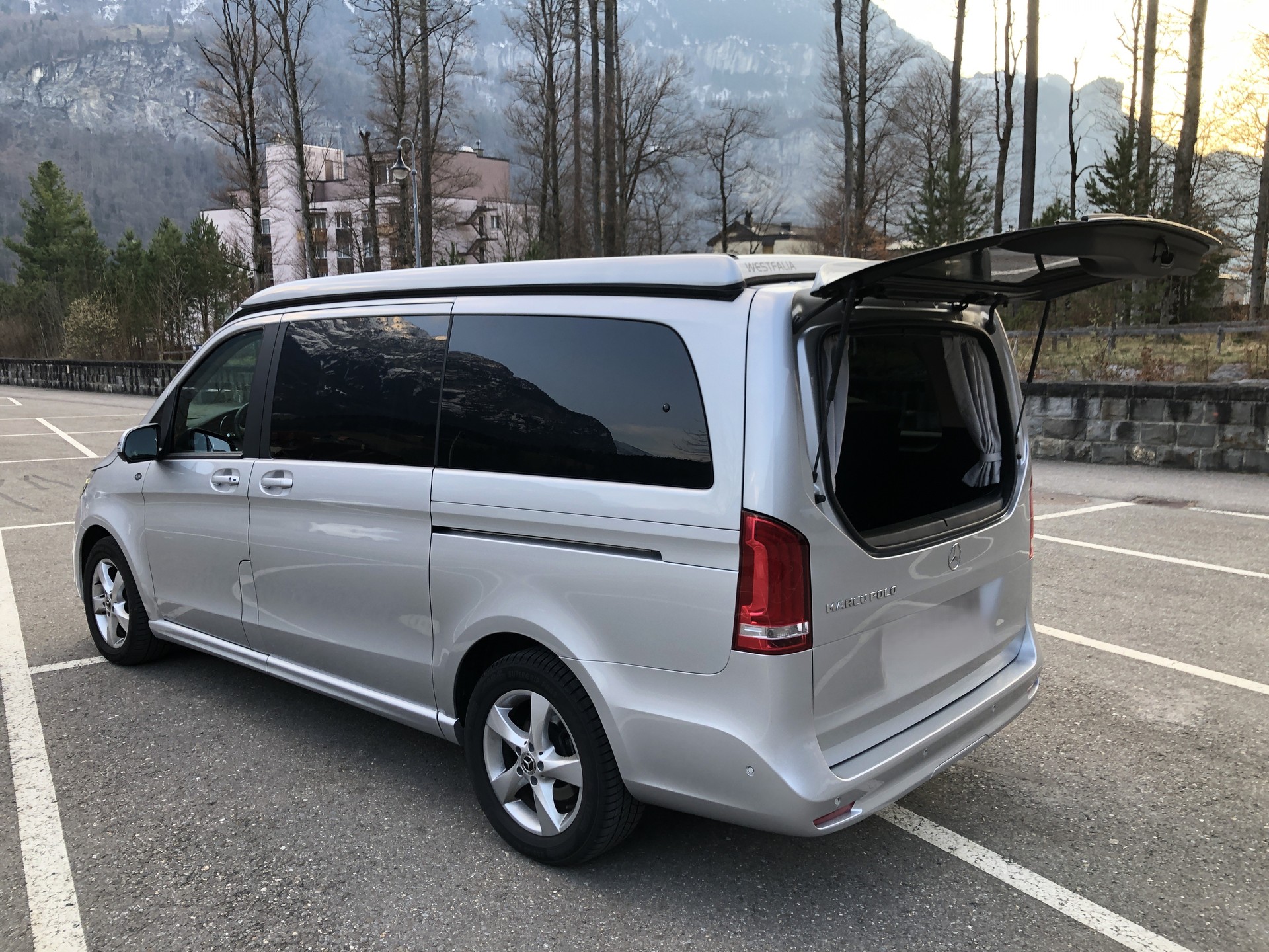 MERCEDES-BENZ Marco Polo Horizon 250 d 4M Automat AMG-Line-image-5