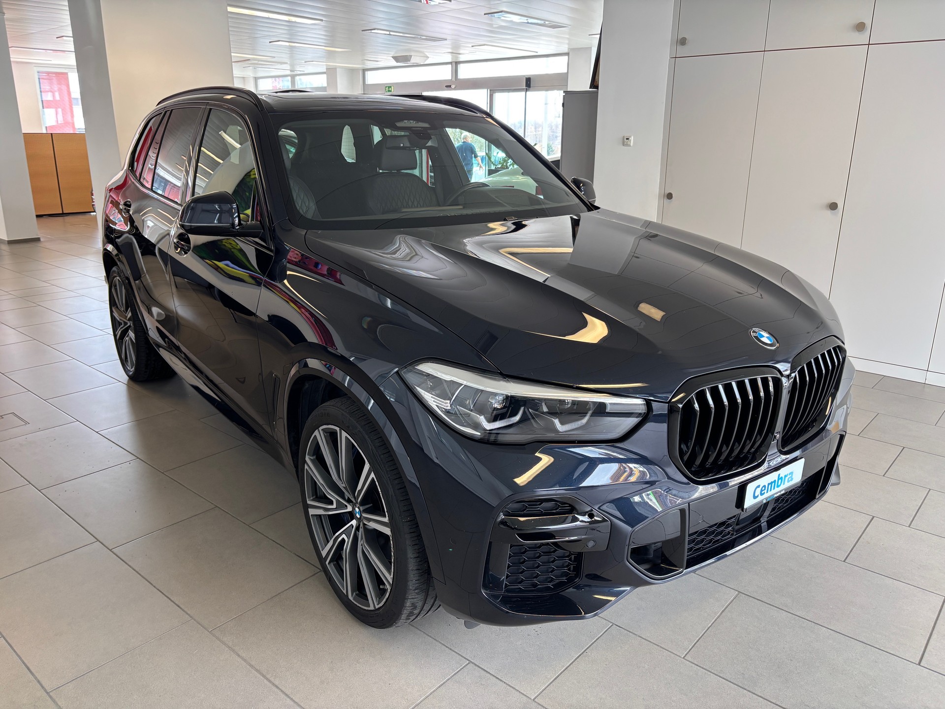 BMW X5 xDrive 48V 30d M Sport Steptronic-showroom-element-1
