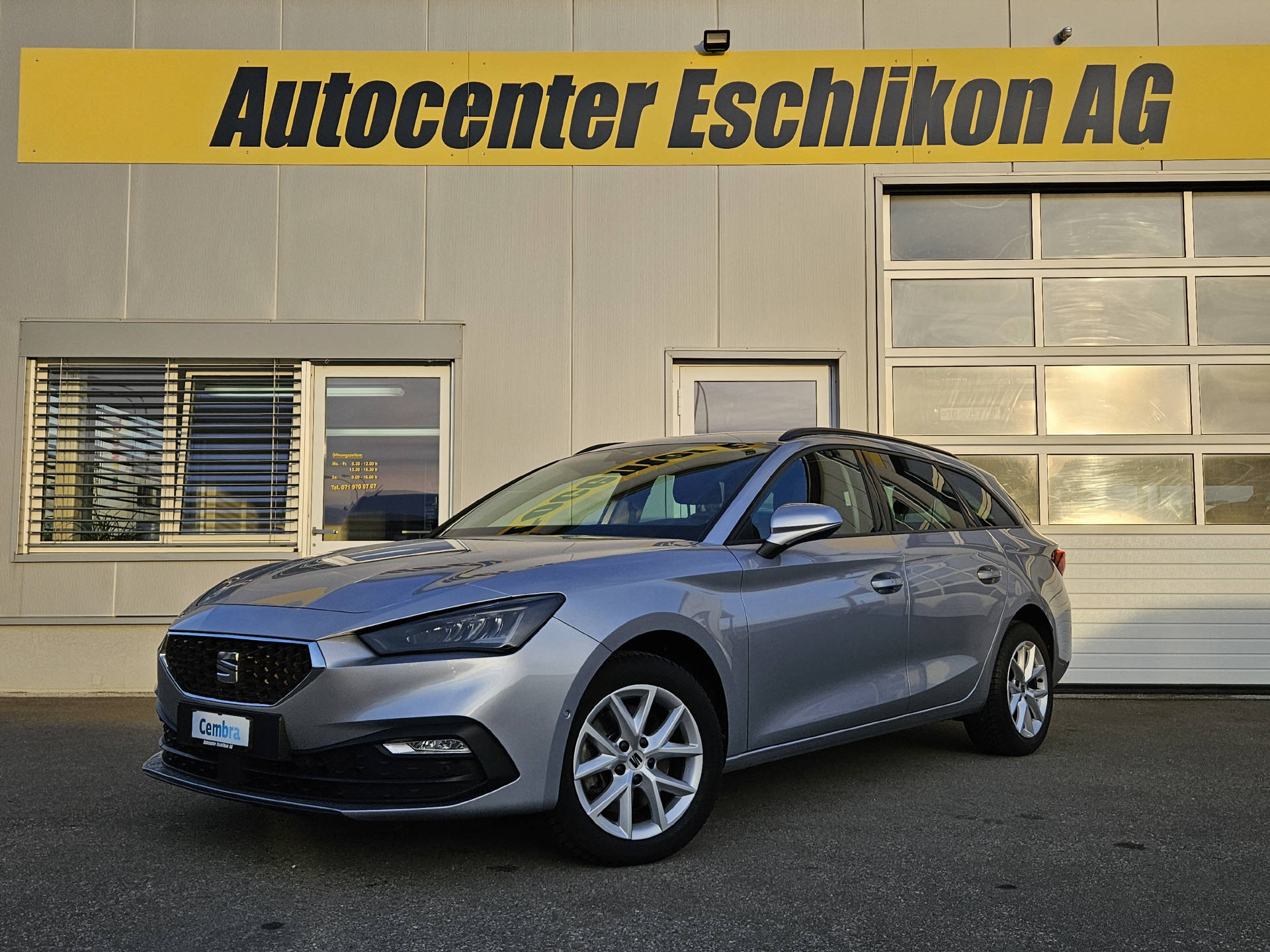 SEAT Leon ST 2.0 TDI Style DSG* Navi * Abstandsregeltempomat ACC *