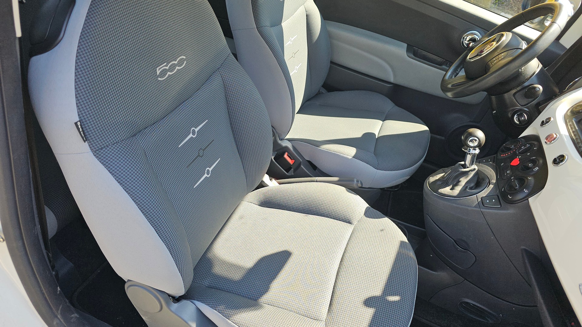 FIAT 500C 1.2 Lounge-image-8