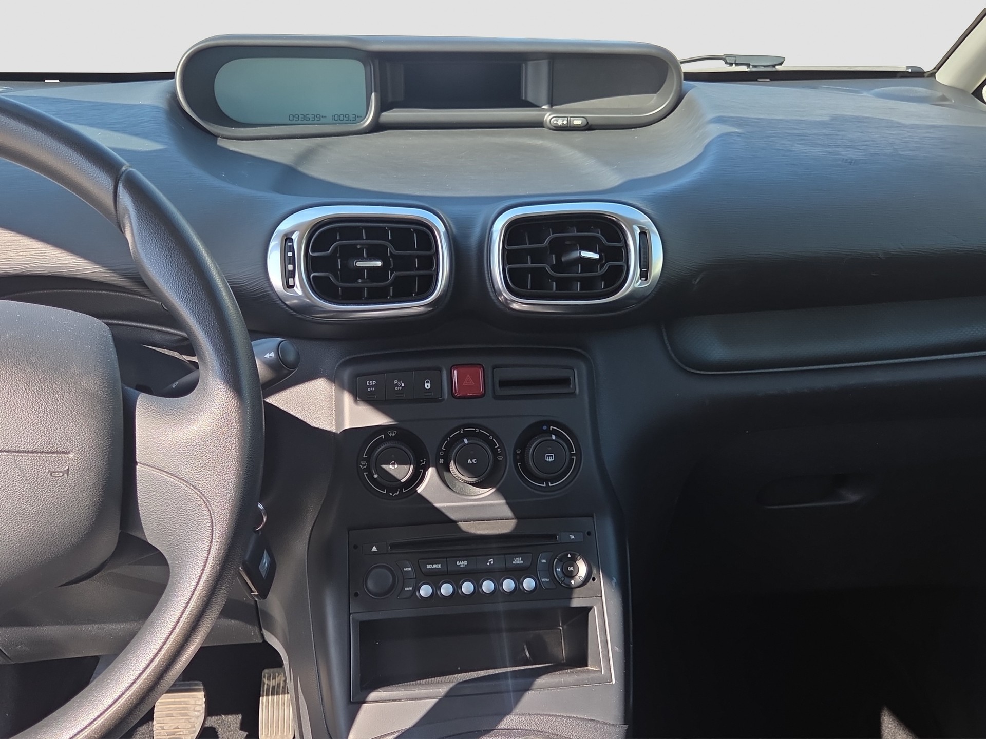 CITROEN C3 Picasso 1.6 HDi Exclusive-image-8