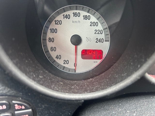 ALFA ROMEO GT 1.9 JTD Progression-image-9