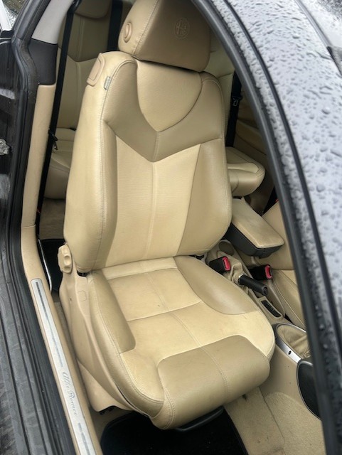 ALFA ROMEO GT 1.9 JTD Progression-image-4