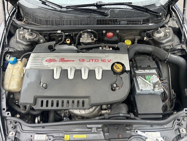 ALFA ROMEO GT 1.9 JTD Progression-image-6