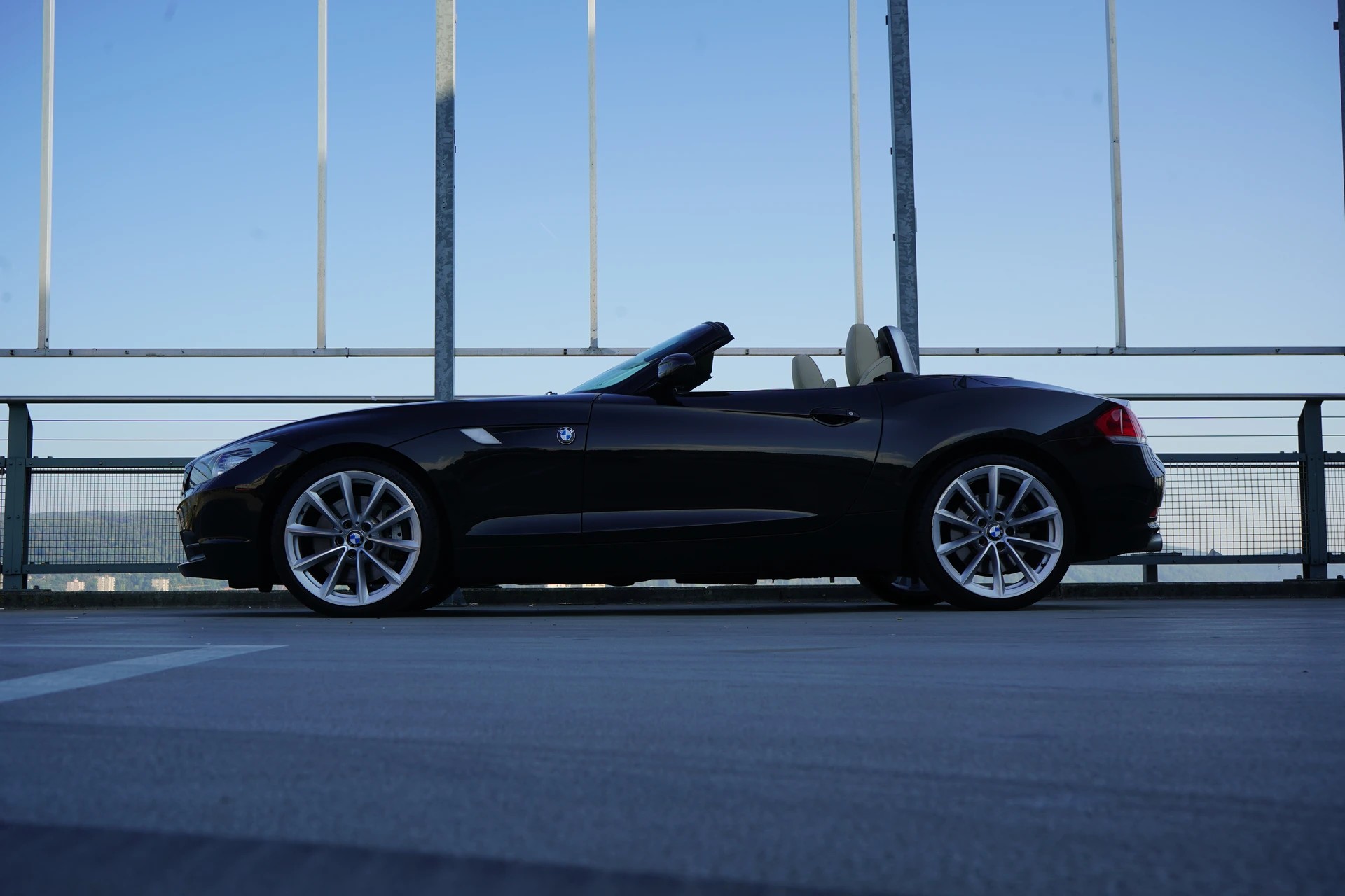 BMW Z4 sDRIVE35i DKG l 306 PS-showroom-element-3