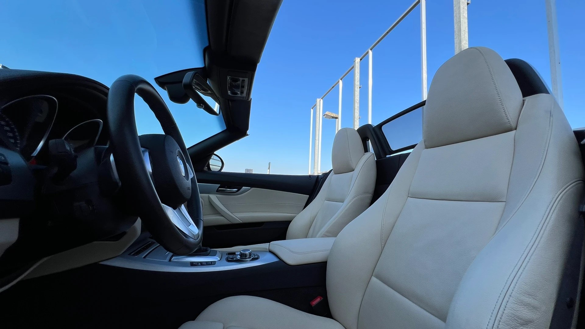 BMW Z4 sDRIVE35i DKG l 306 PS-image-26