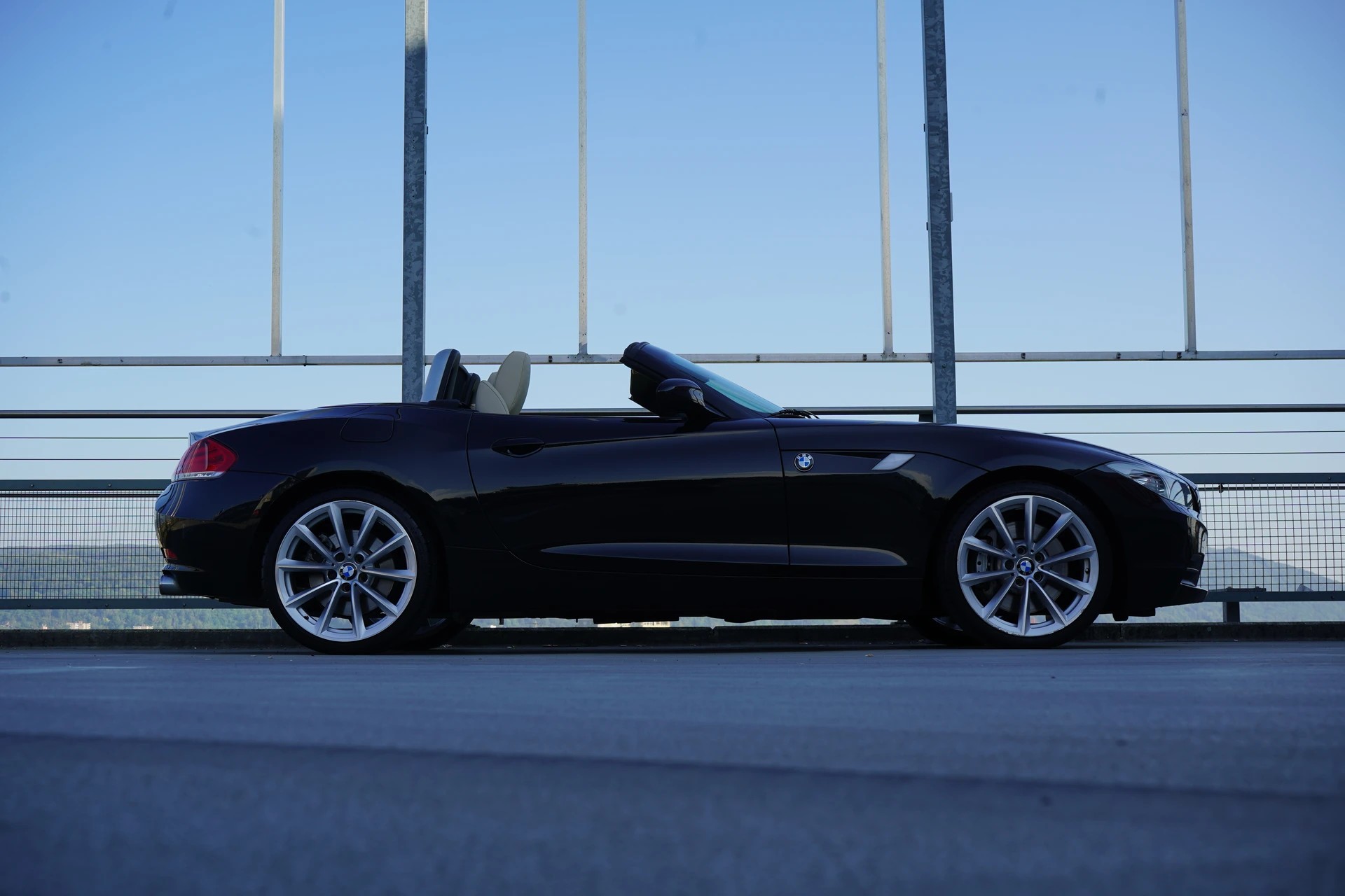 BMW Z4 sDRIVE35i DKG l 306 PS-showroom-element-2