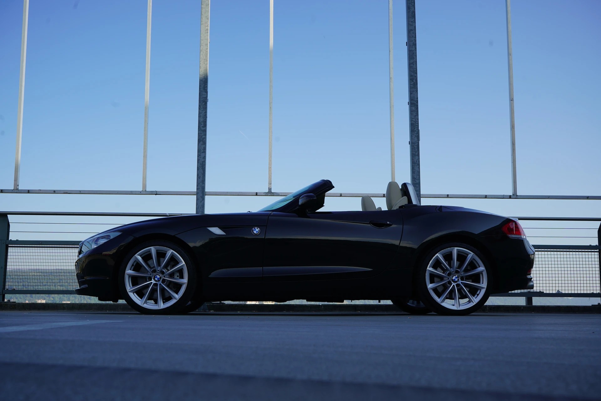 BMW Z4 sDRIVE35i DKG l 306 PS-showroom-element-1