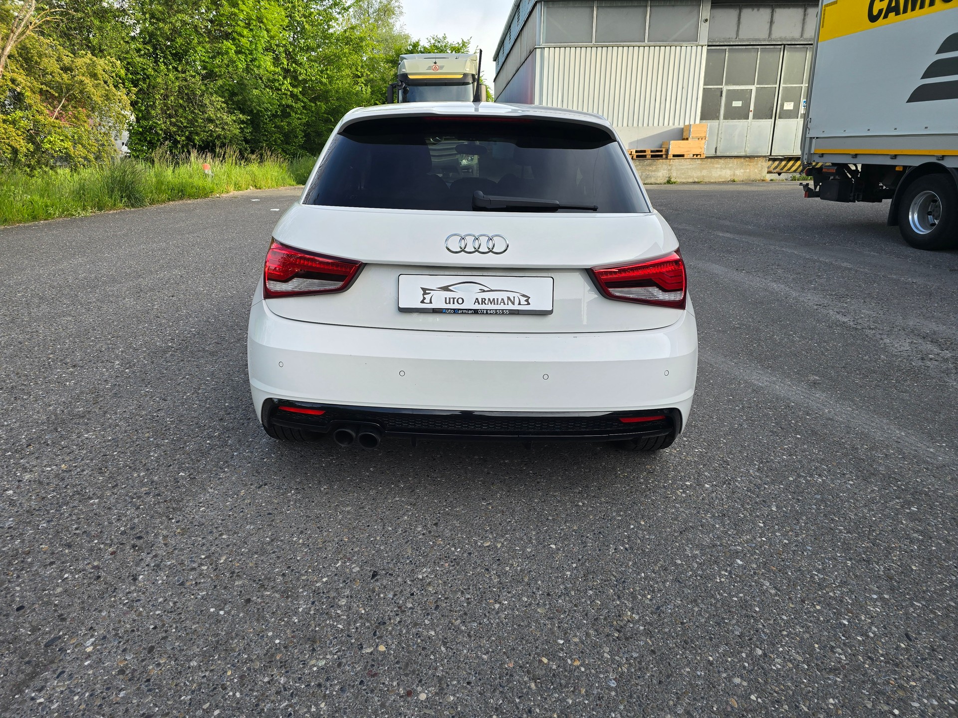 AUDI A1 Sportback 1.8 TFSI S Line S-tronic-showroom-element-3