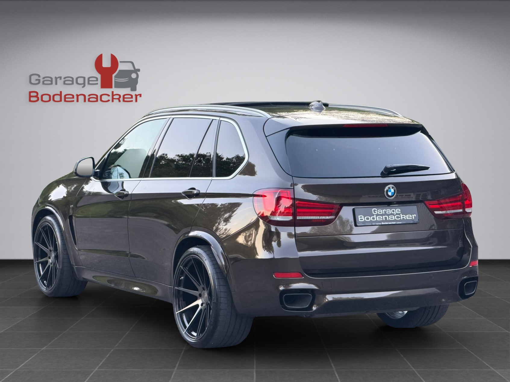 BMW X5 xDrive M50d Steptronic * 7 Sitzer * M Sport Paket * 22 Zoll * H&R Tieferlegung *-image-3