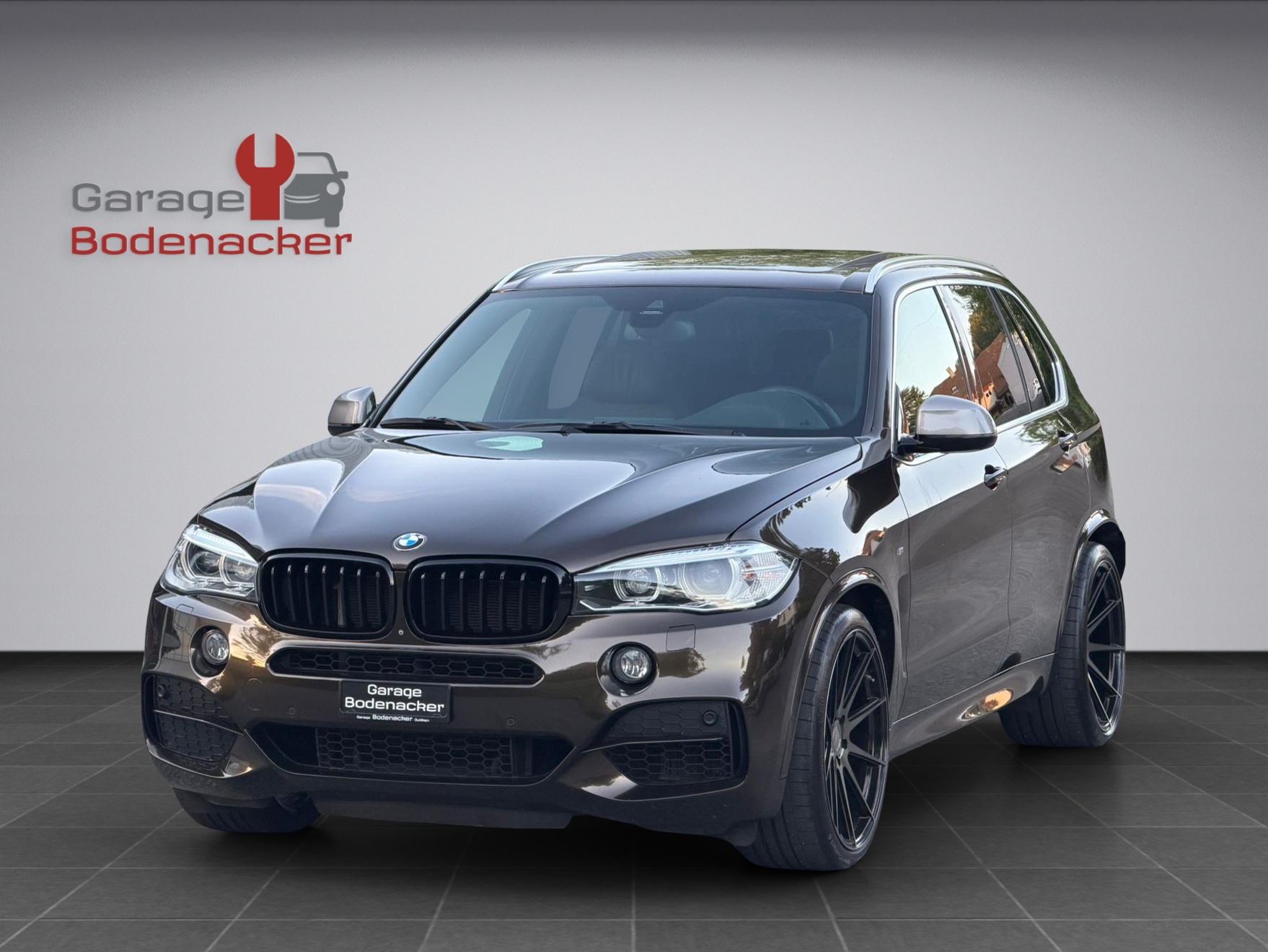 BMW X5 xDrive M50d Steptronic * 7 Sitzer * M Sport Paket * 22 Zoll * H&R Tieferlegung *-image-1