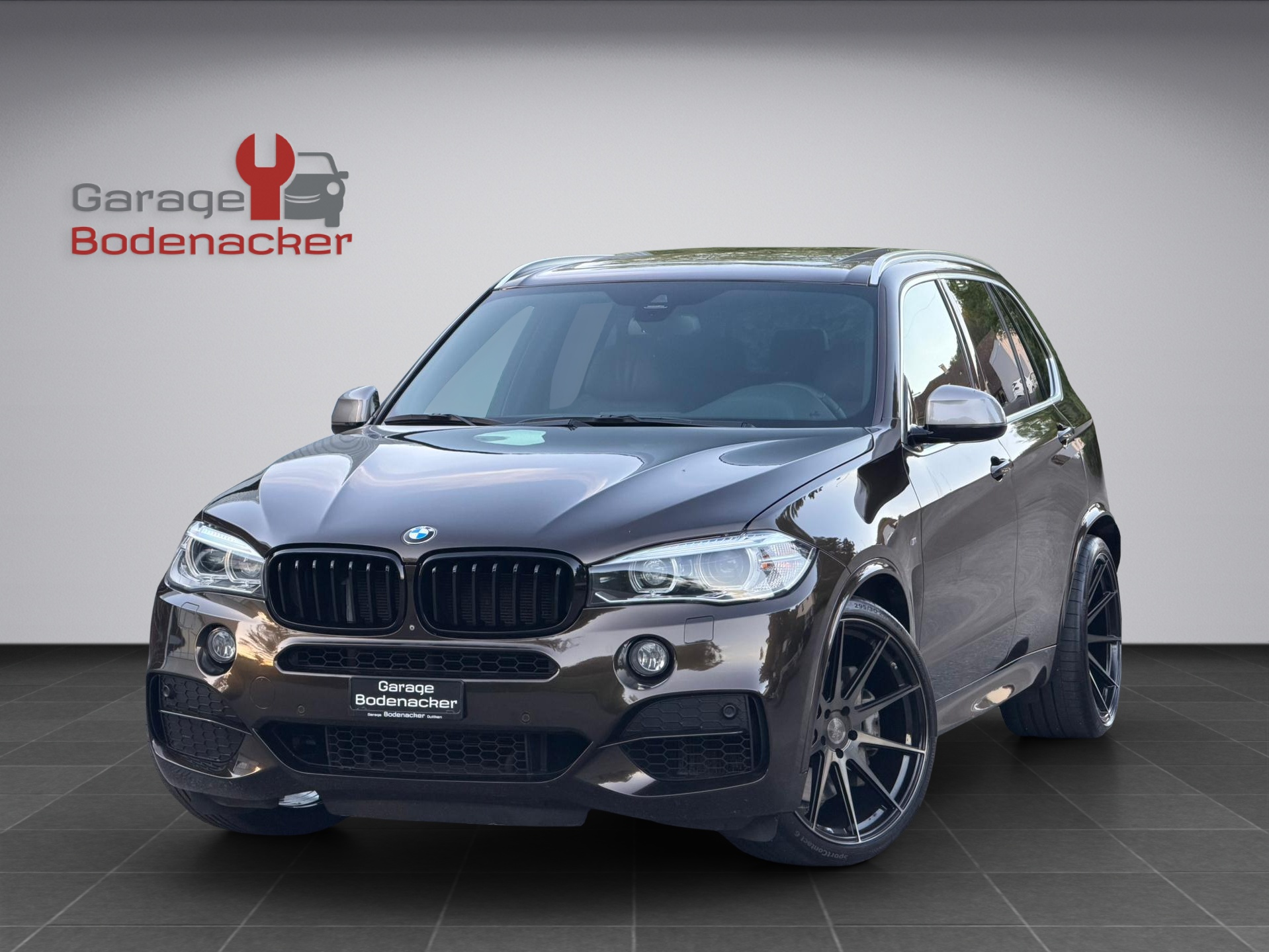 BMW X5 xDrive M50d Steptronic * 7 Sitzer * M Sport Paket * 22 Zoll * H&R Tieferlegung *-image-0
