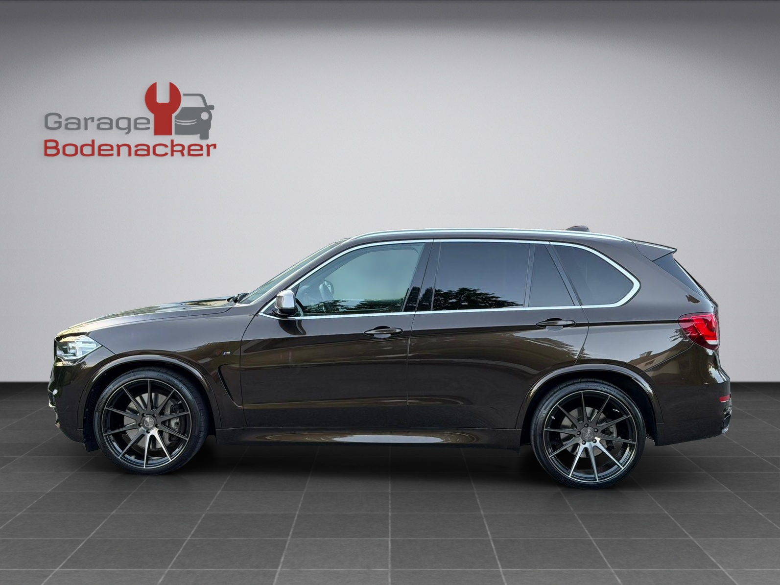 BMW X5 xDrive M50d Steptronic * 7 Sitzer * M Sport Paket * 22 Zoll * H&R Tieferlegung *-image-2