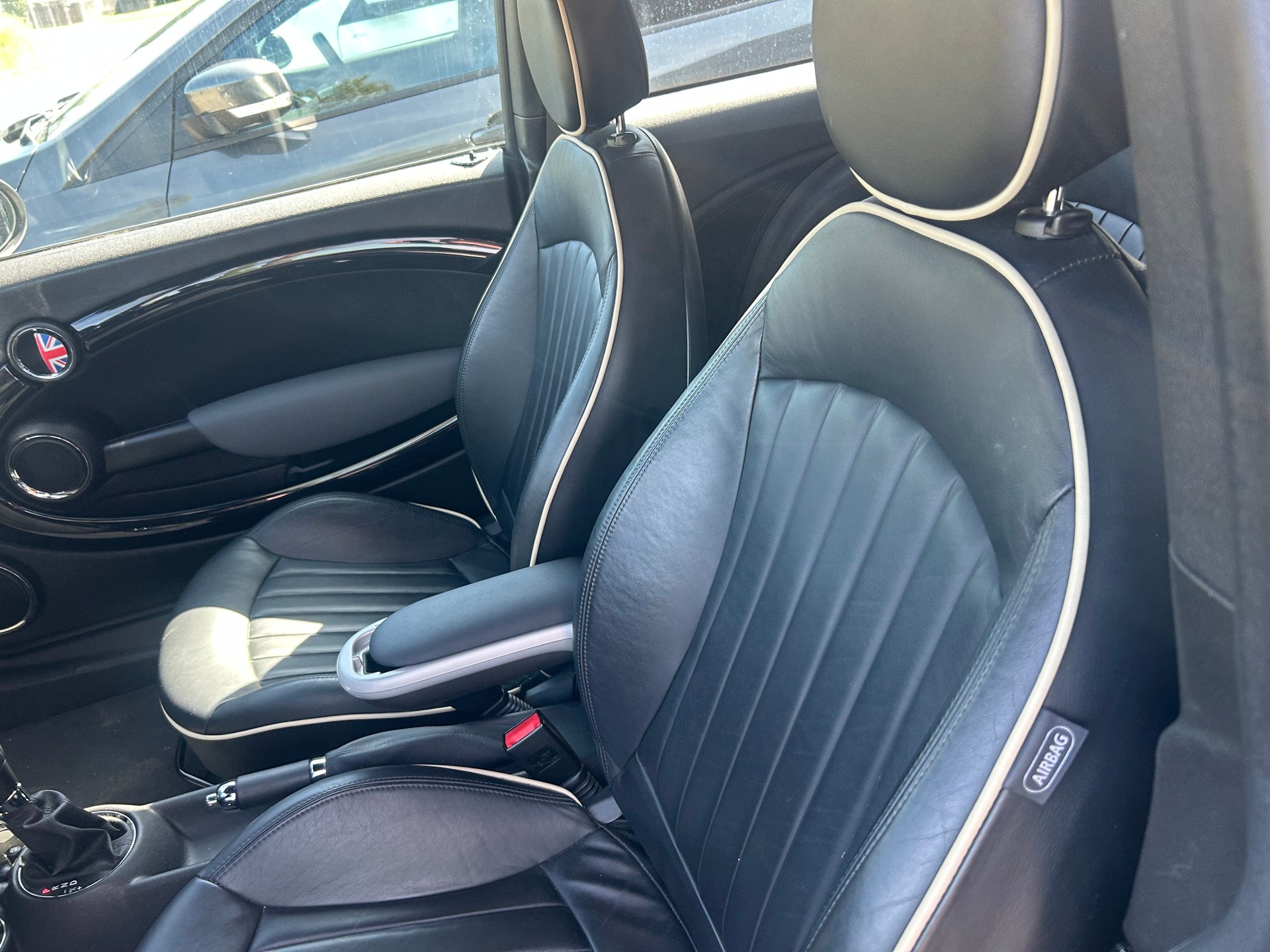 MINI Cooper S Steptronic-image-5
