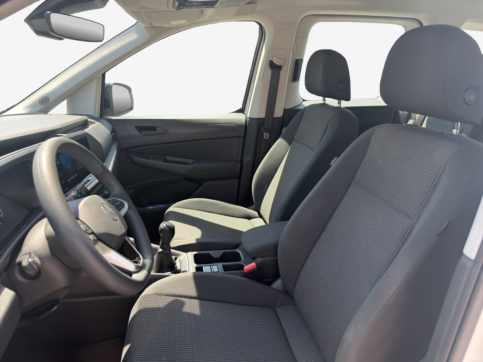 VW Caddy 2.0 TDI 4Motion-image-7