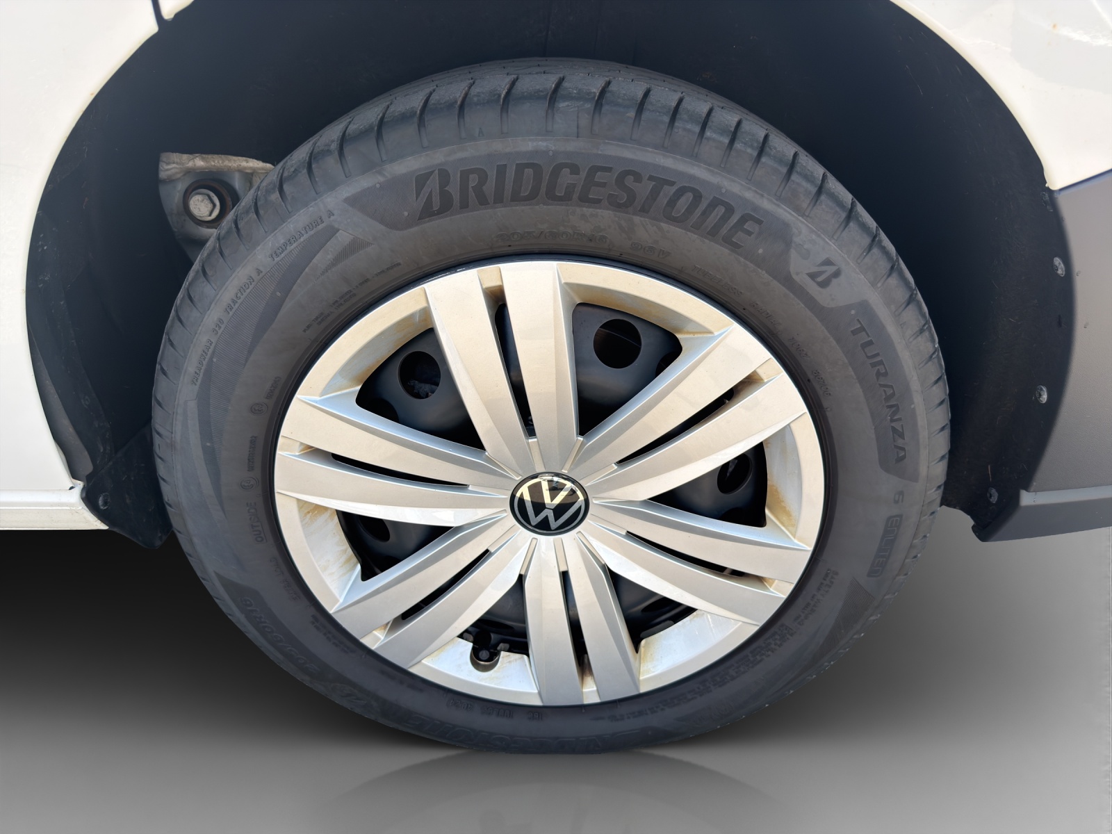 VW Caddy 2.0 TDI 4Motion-image-15