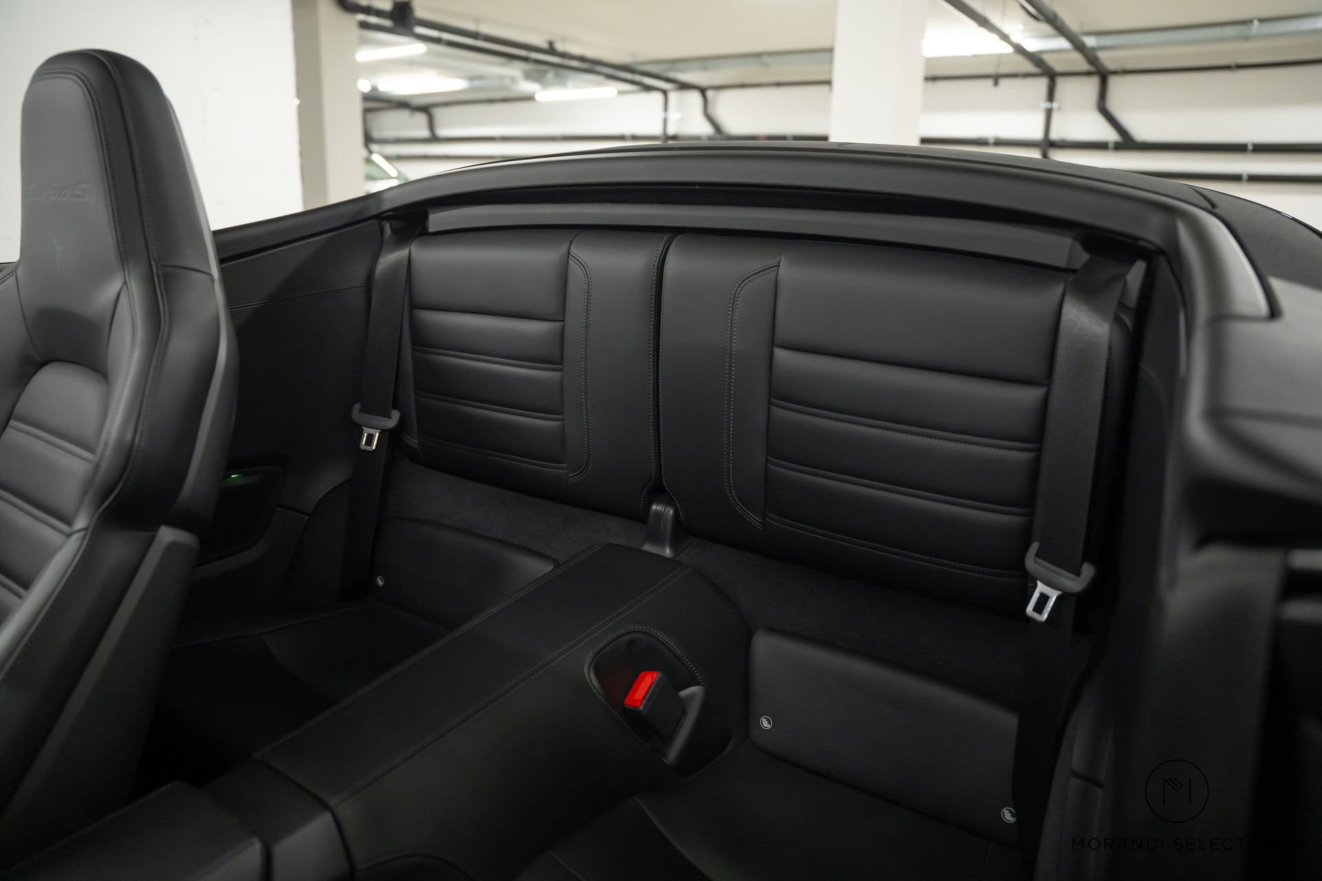PORSCHE 911 Cabriolet 3.7 Turbo S PDK-image-16