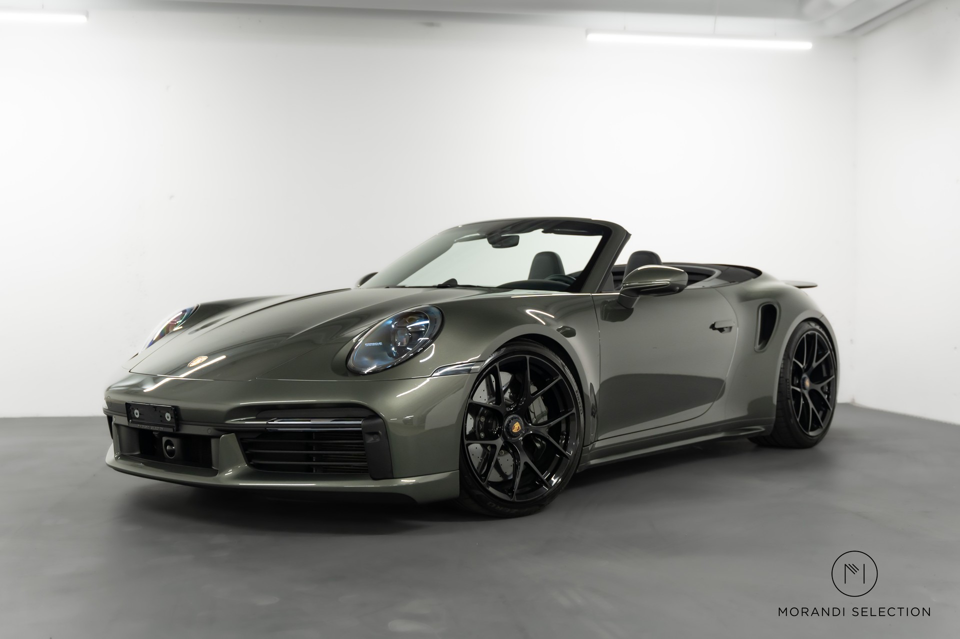 PORSCHE 911 Cabriolet 3.7 Turbo S PDK-showroom-element-2