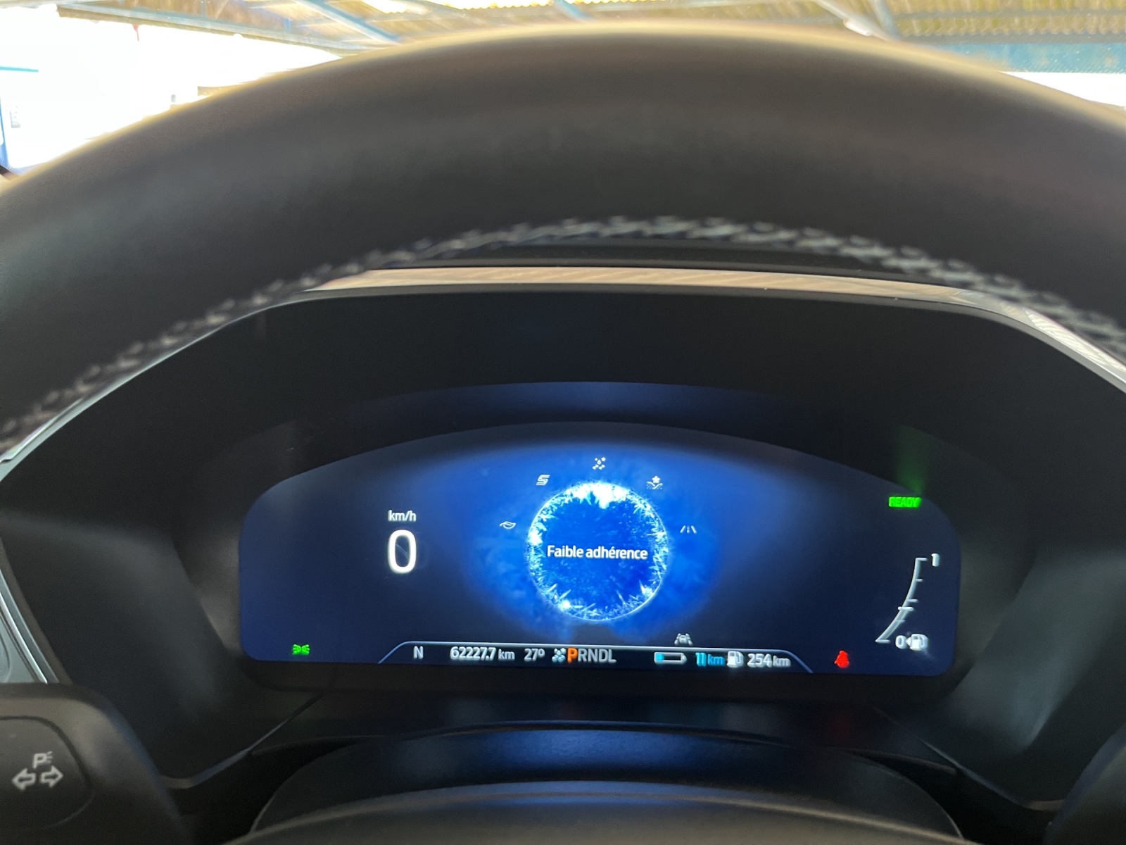 FORD Kuga 2.5 PHEV Vignale 2WD-image-18