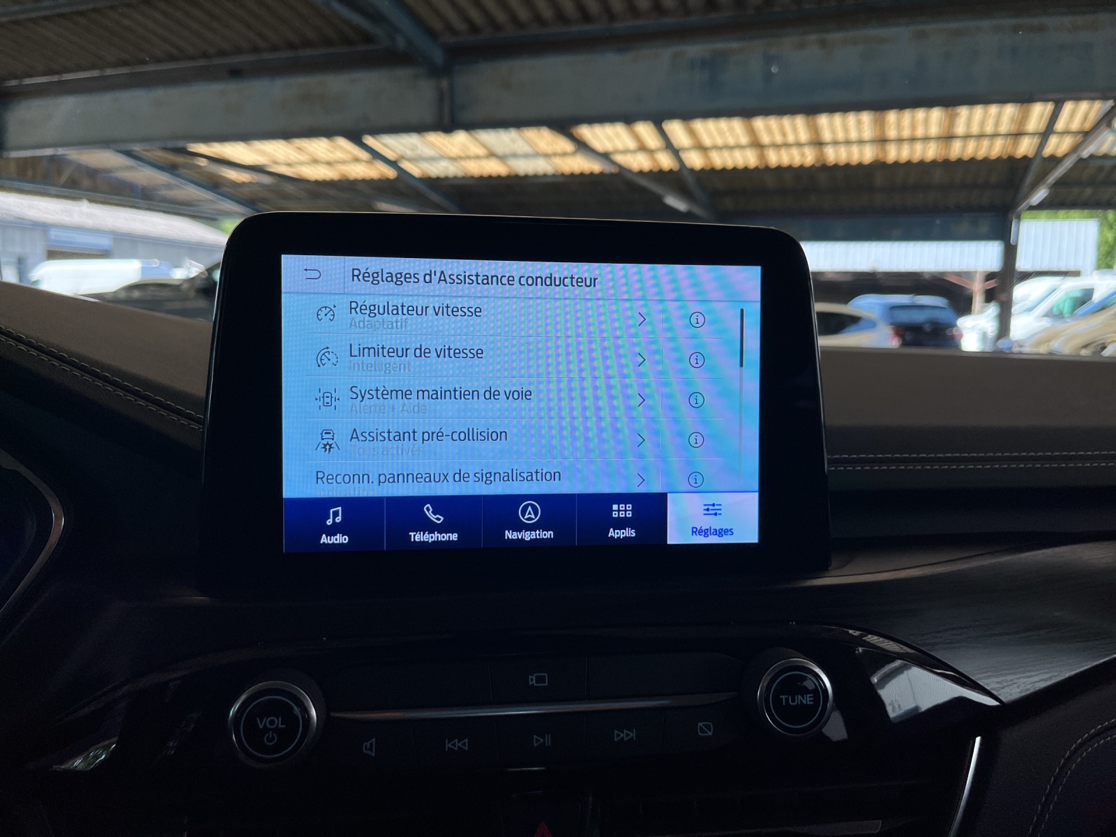 FORD Kuga 2.5 PHEV Vignale 2WD-image-17