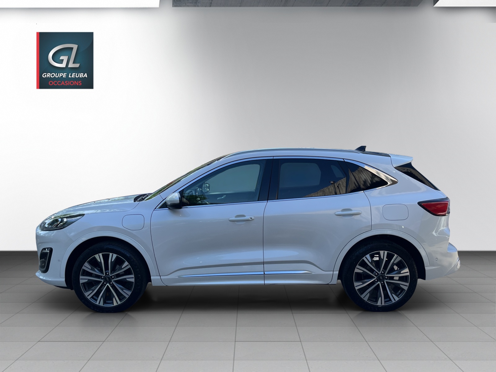 FORD Kuga 2.5 PHEV Vignale 2WD-showroom-element-2