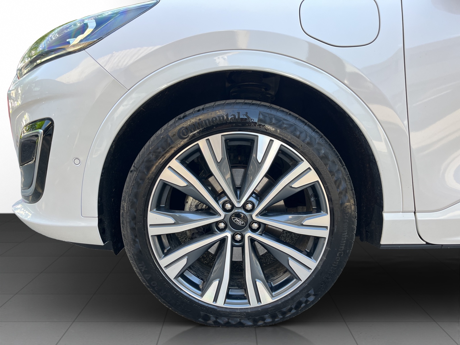FORD Kuga 2.5 PHEV Vignale 2WD-image-6