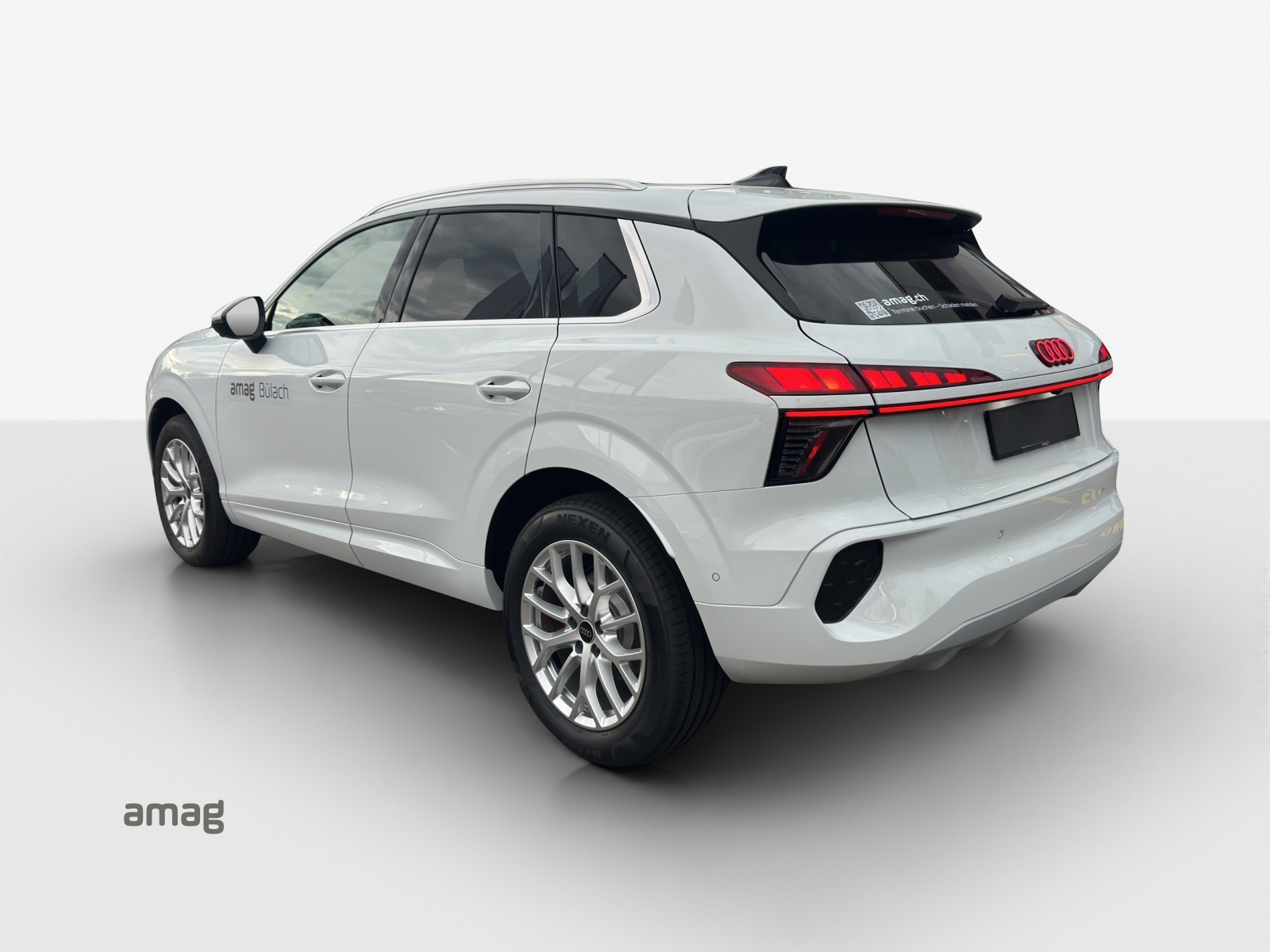 AUDI Q3 SUV 110 kW TFSI S tronic-showroom-element-2