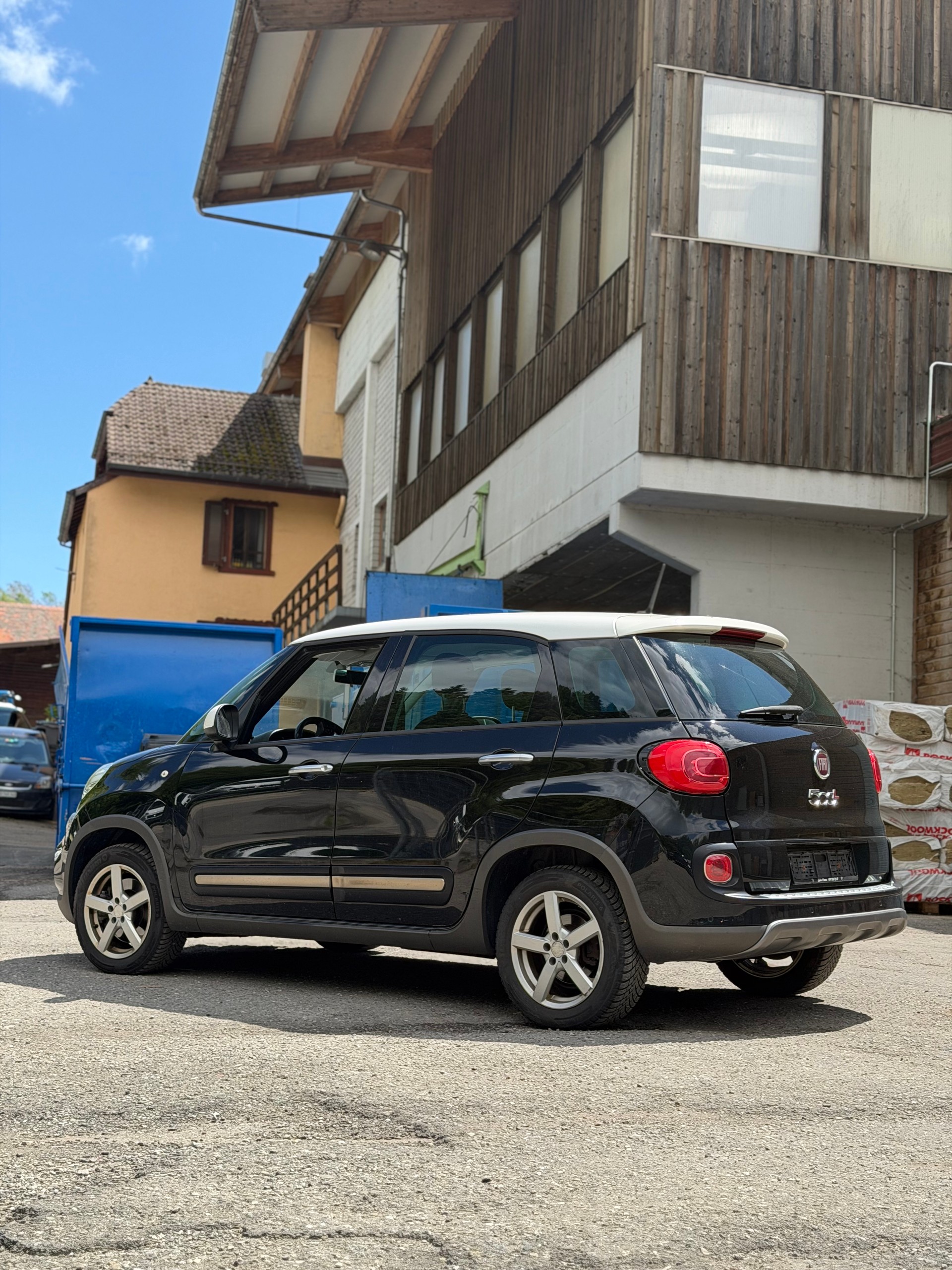FIAT 500L 1.4 TB 16V Trekking-image-3