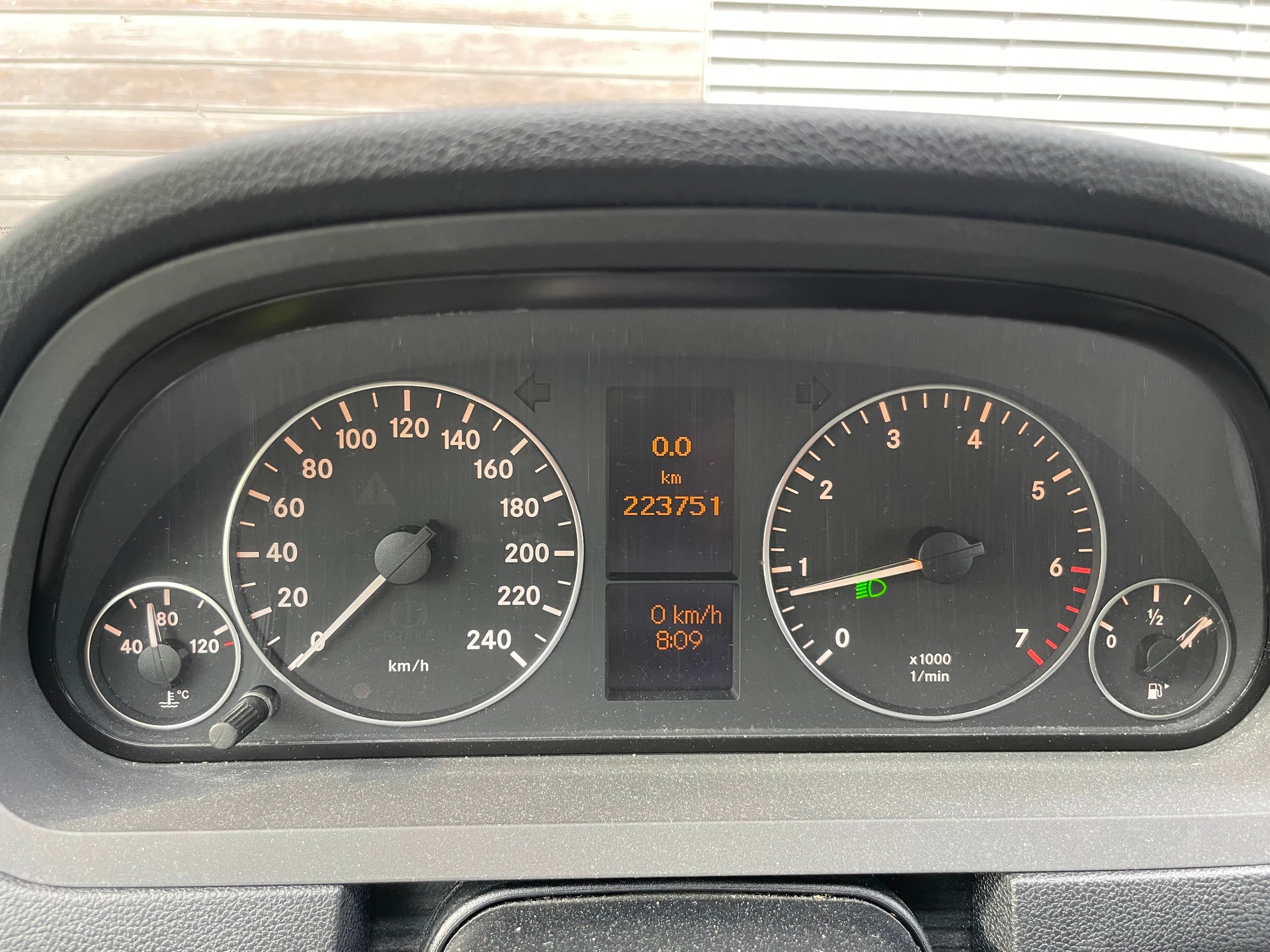 MERCEDES-BENZ A 160 BlueEF Classic-image-1