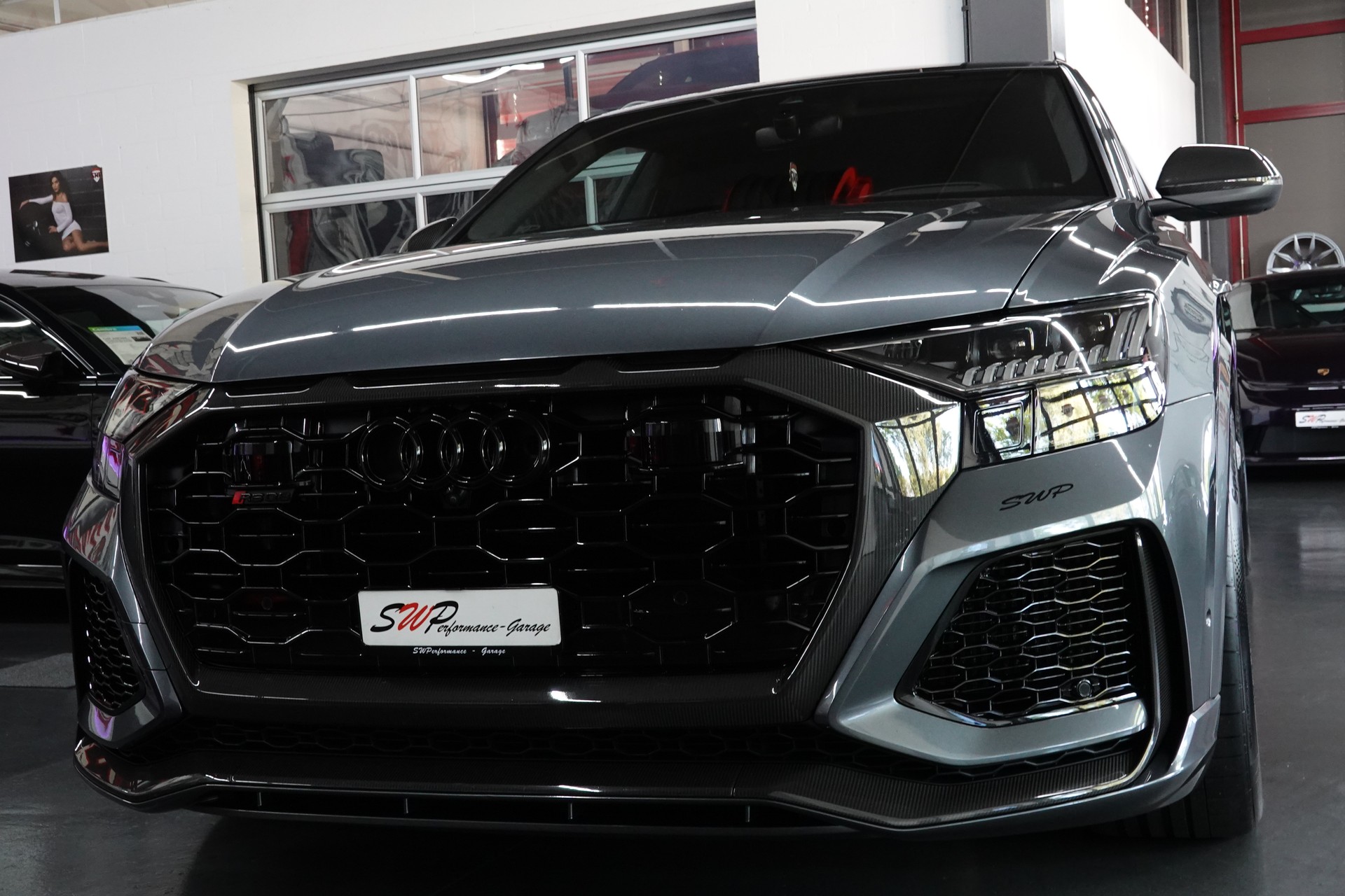 AUDI RSQ8 QUATTRO TIPTRONIC CH-FZ FULL CARBON 740PS ABT-showroom-element-2