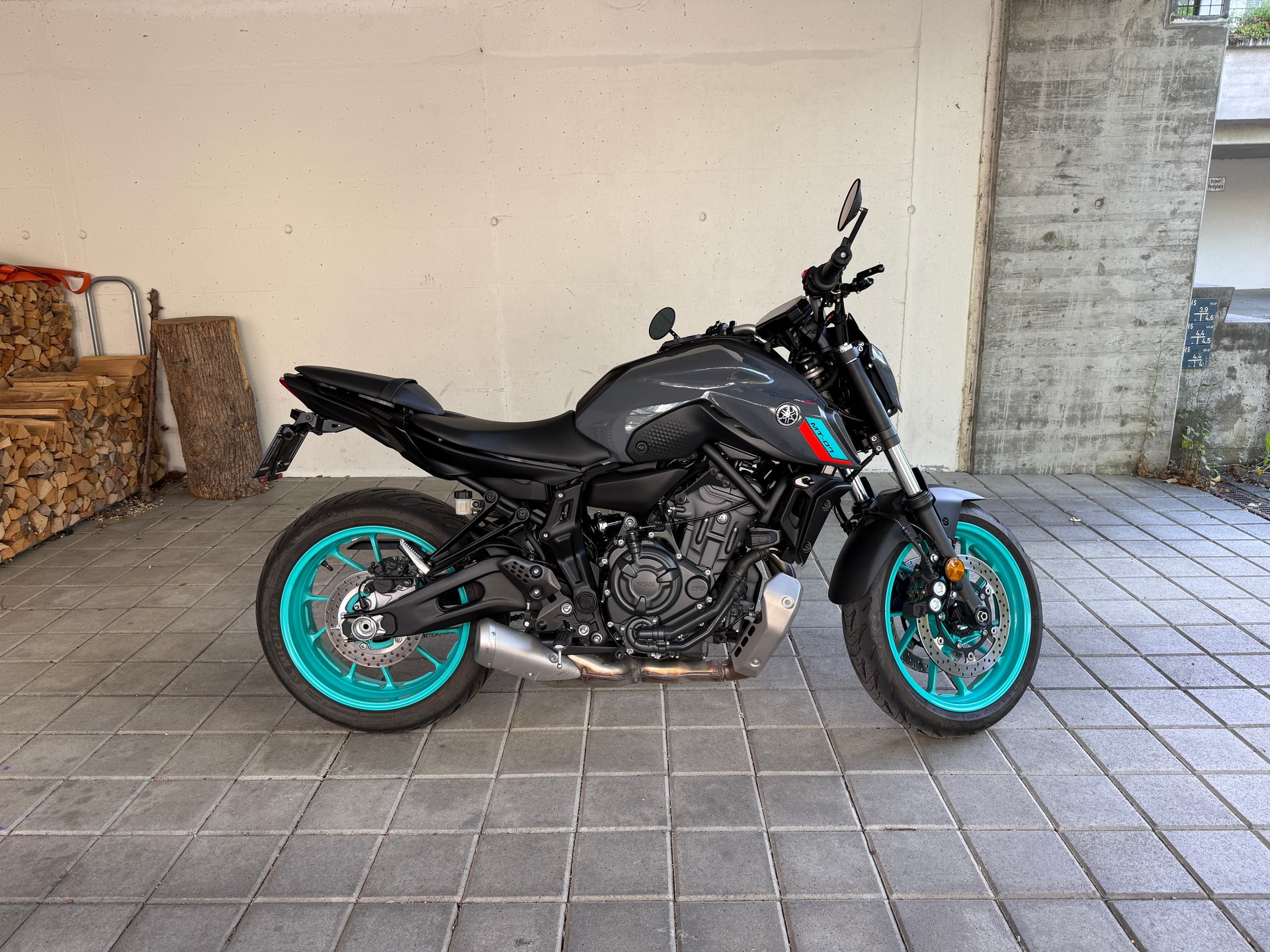 YAMAHA MT-07-image-1